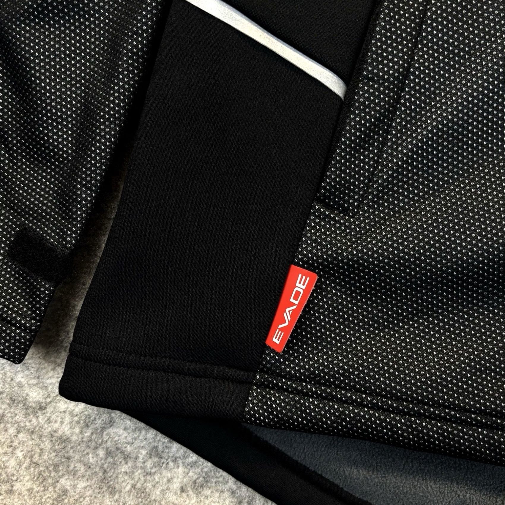 Vintage Evade Windout Jacket - XL Mens Full Zip Black Fleece Lined Vintage Size US XL / EU 56 / 4 - 4 Thumbnail
