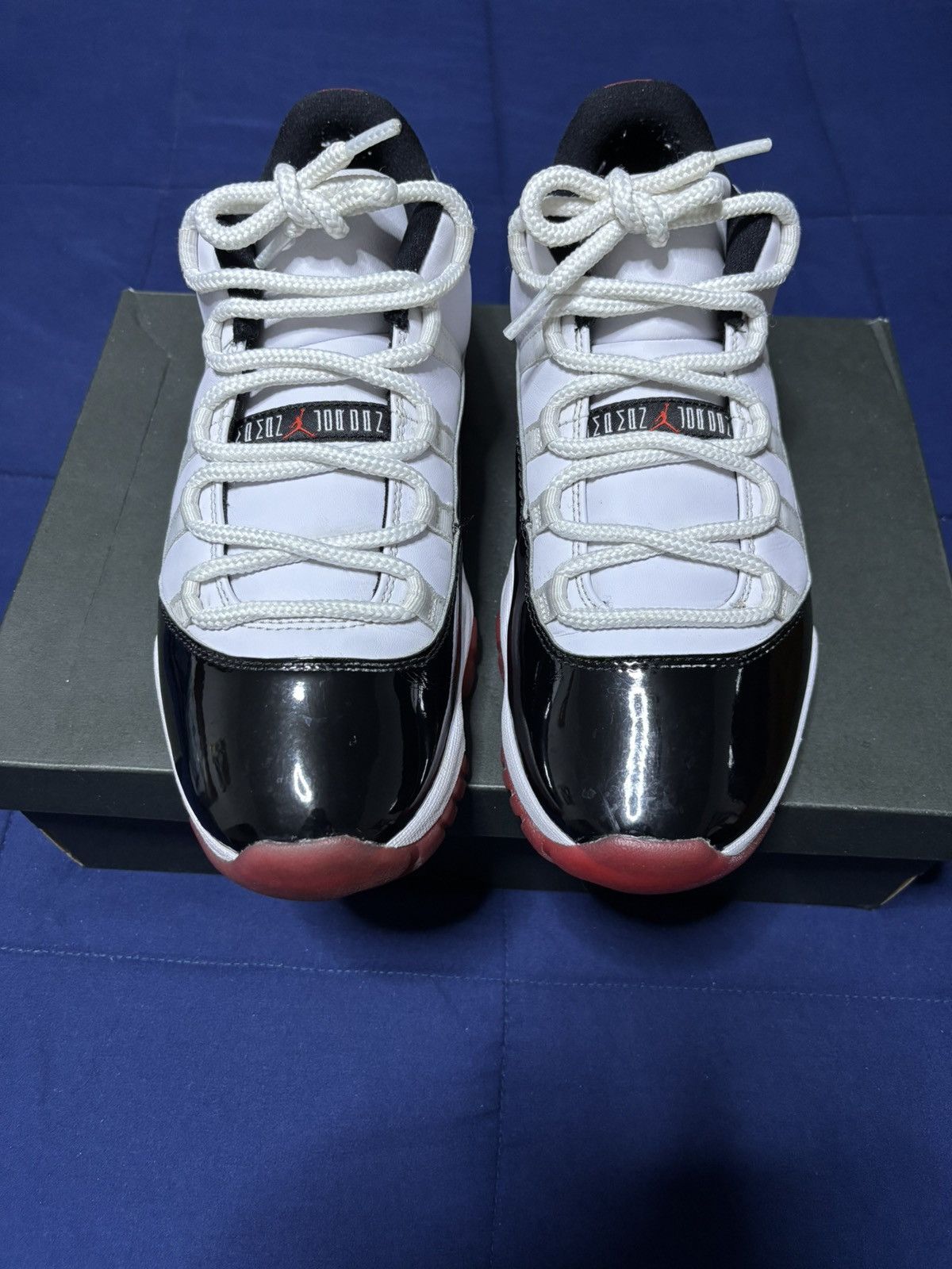 Jordan Brand Jordan 11 Retro Low Concord Bred 2020 Size 9.5 Size US 9.5 / EU 42-43 - 1 Thumbnail