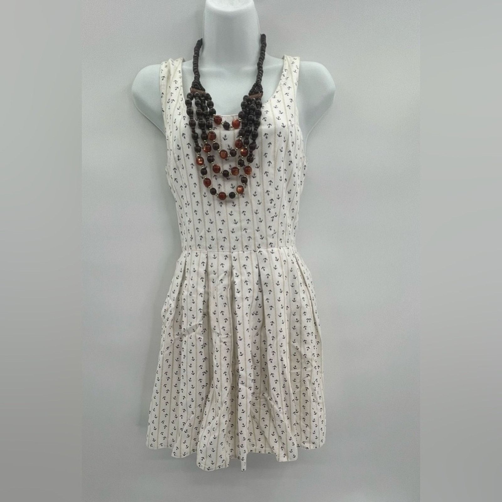 Jack Wills Jack Wills Women's Cream and Navy Dress - Size 6 Size M / US 6-8 / IT 42-44 - 4 Thumbnail