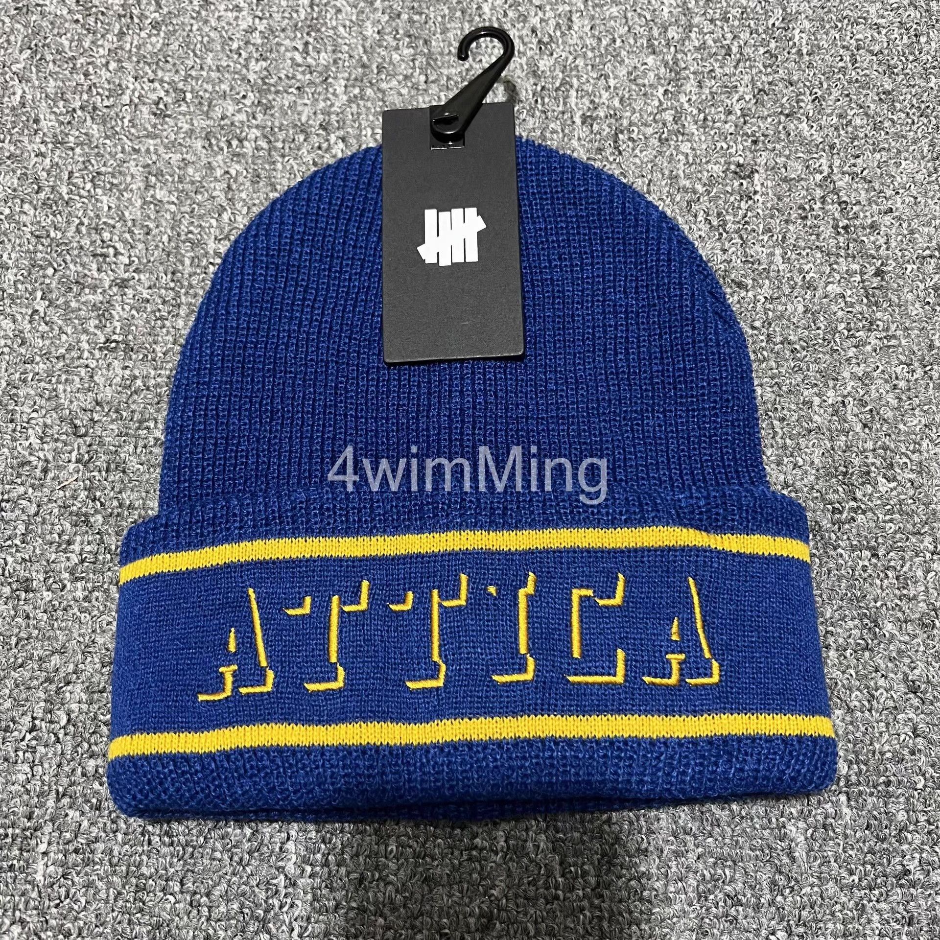 Undefeated UndefeatedEmbroideredKnittedBeanieThreecolors in stock Q7 Size ONE SIZE - 7 Thumbnail