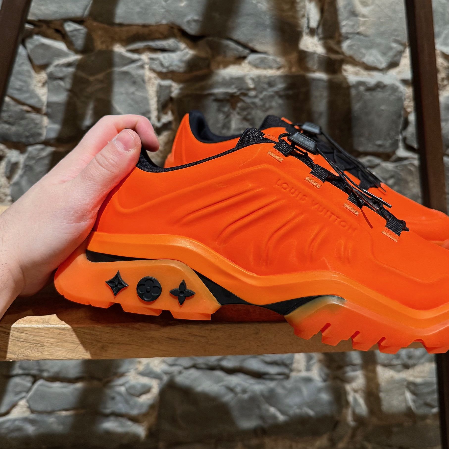 Louis Vuitton Louis Vuitton 2021 Millenium Orange Black Sneakers Size US 8.5 / EU 41-42 - 2 Thumbnail