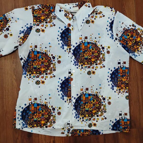 Other Vintage MCM Golden Vee Abstract Geometric Polyester Shirt Size US XL / EU 56 / 4 - 2 Thumbnail