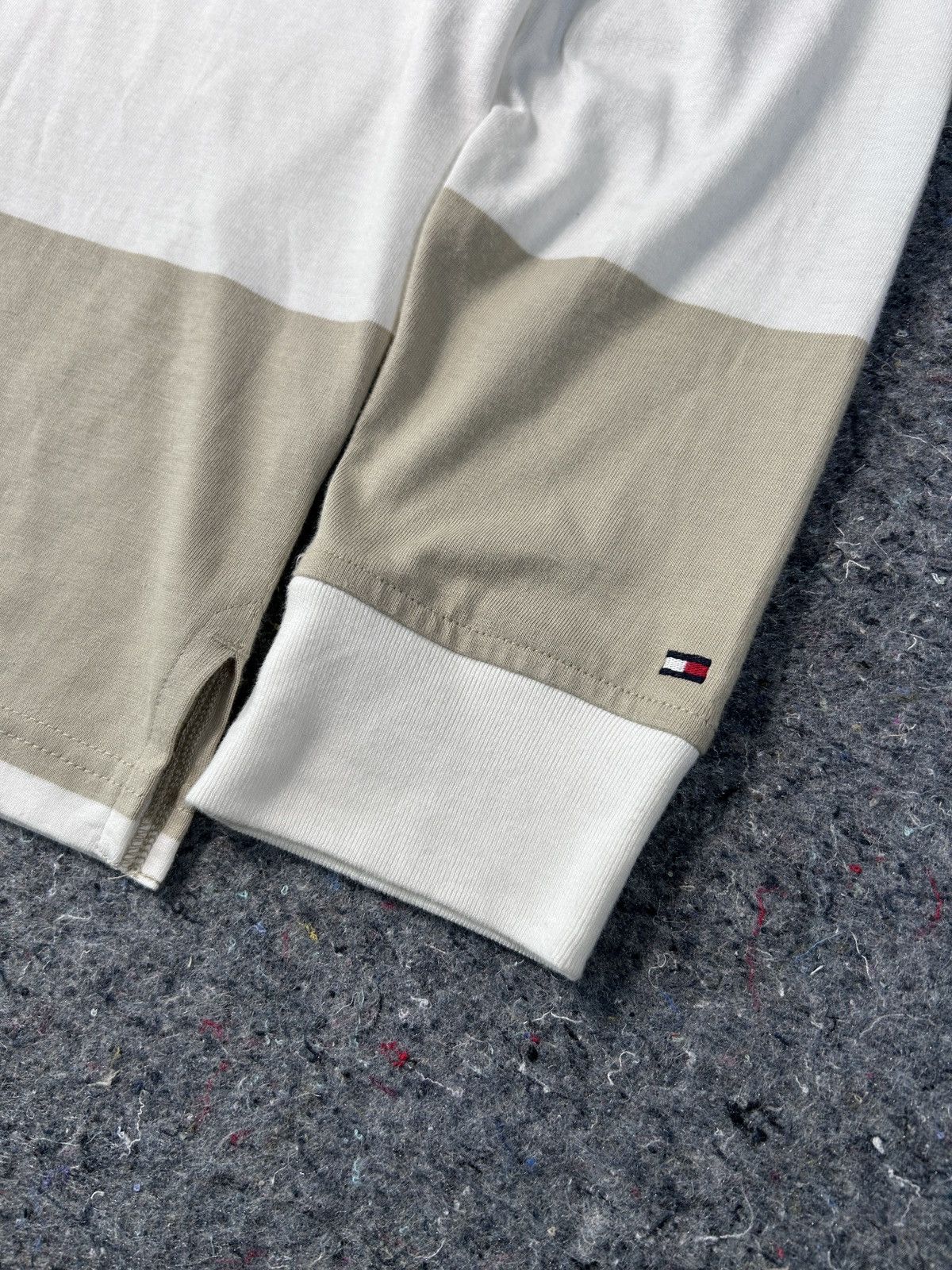 Other Vintage Tommy Hilfiger Rugby Longsleeve Shirt Y2K / L size Size US L / EU 52-54 / 3 - 6 Thumbnail