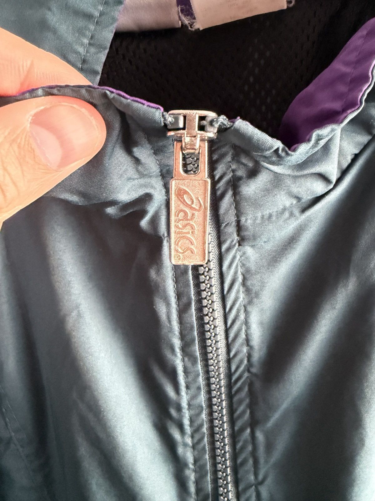 Asics Asics vintage windbreaker Size US L / EU 52-54 / 3 - 3 Thumbnail