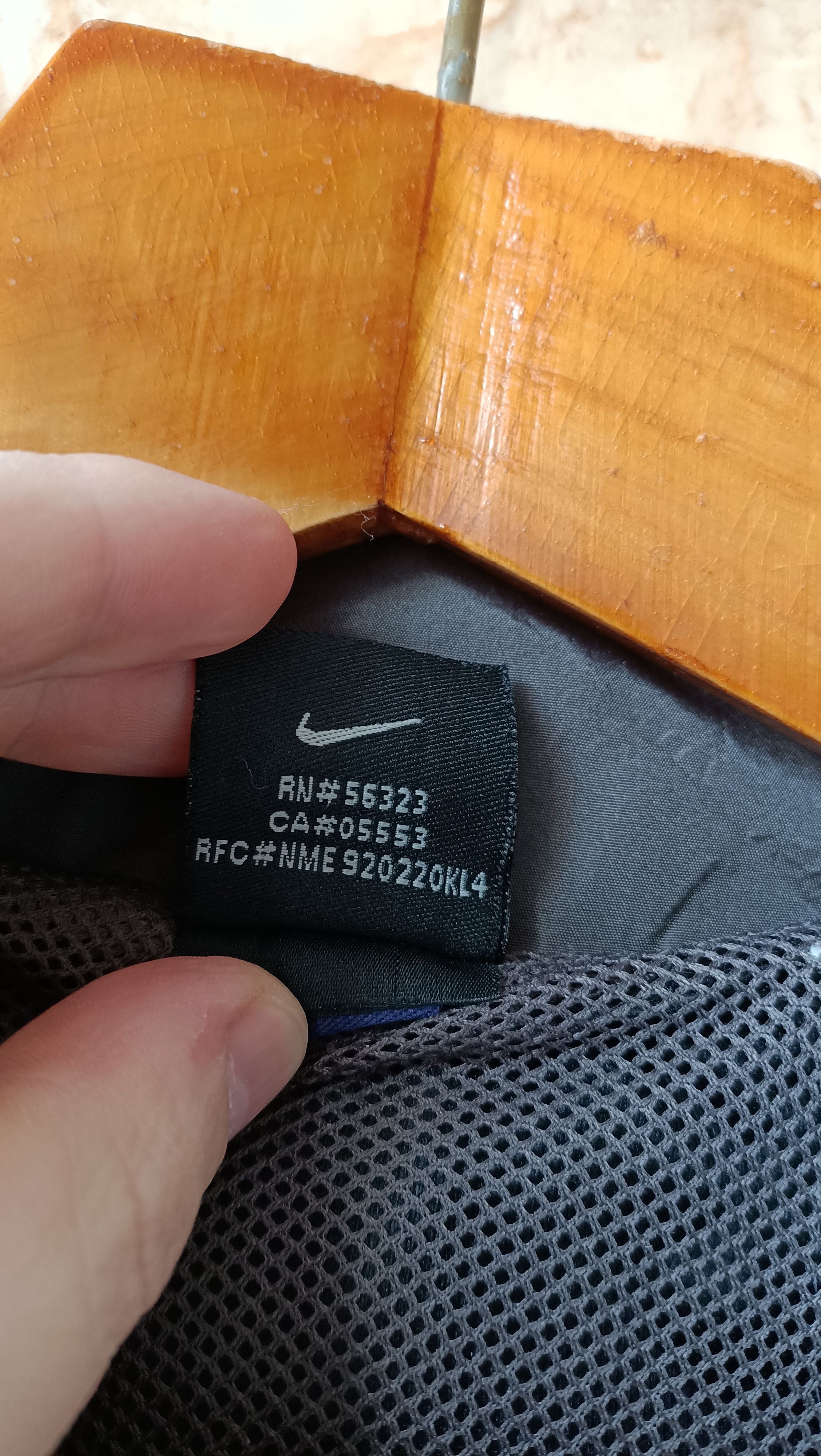 Nike Vintage Nike Air max jacket Size US M / EU 48-50 / 2 - 8 Thumbnail