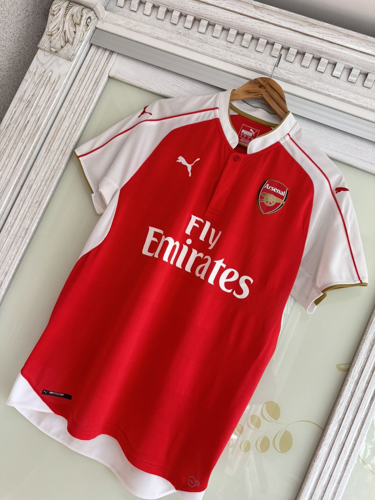 Puma Arsenal 2015-2016 Home Soccer Jersey Football Shirt Kit Size US L / EU 52-54 / 3 - 4 Thumbnail