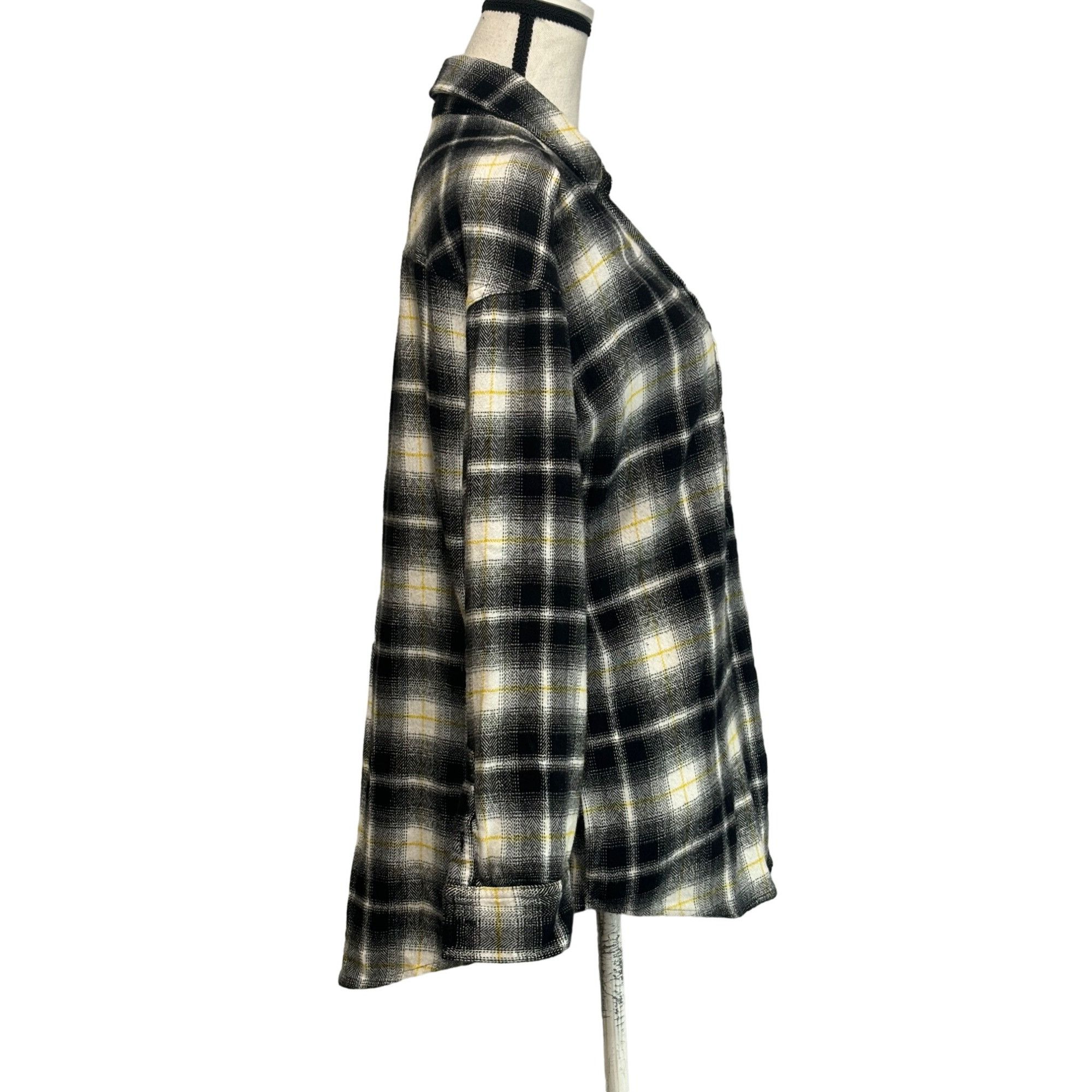 Other BP. Boyfriend Plaid Button-up Shirt in Ivory- Black Marley P Size XS / US 0-2 / IT 36-38 - 4 Thumbnail