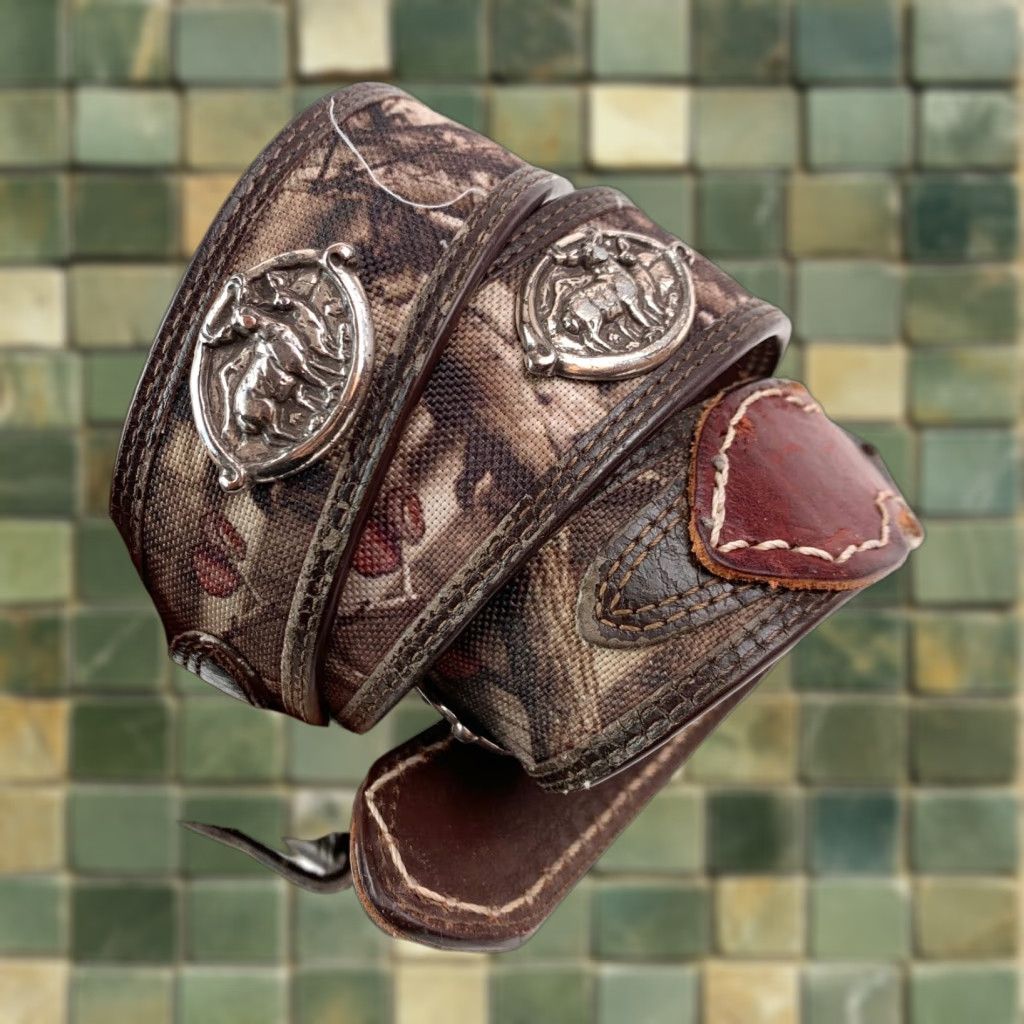 Vintage Men's Belt Camouflage DeEr Concho Buckle Genuine Leather Camo Canvas Overlay 36 Brown Green Tan Vintage No Size 36 - 1 Thumbnail