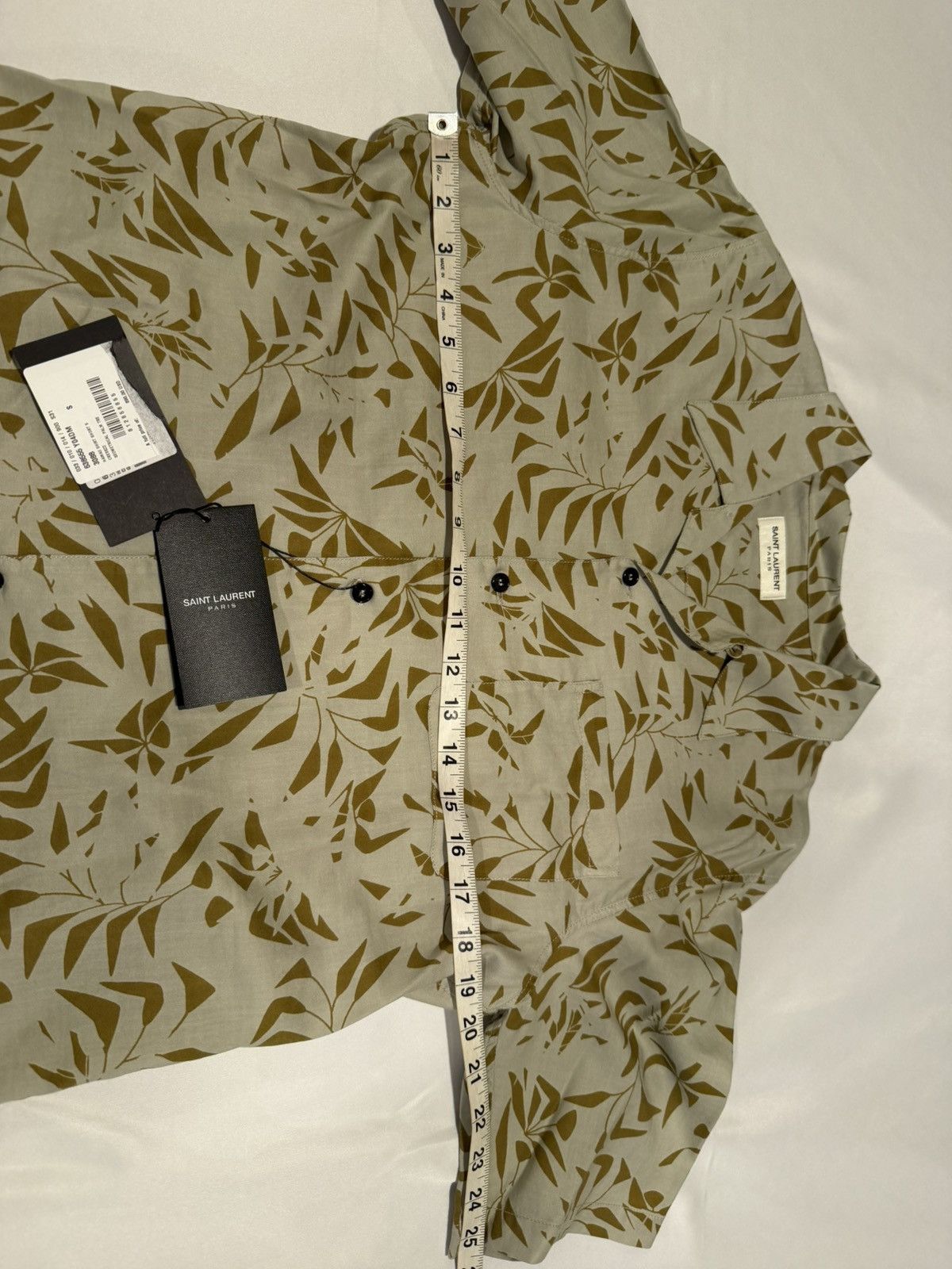 Saint Laurent Paris Saint Laurent men Hawaiian shirt. S. $890 Size US S / EU 44-46 / 1 - 5 Thumbnail