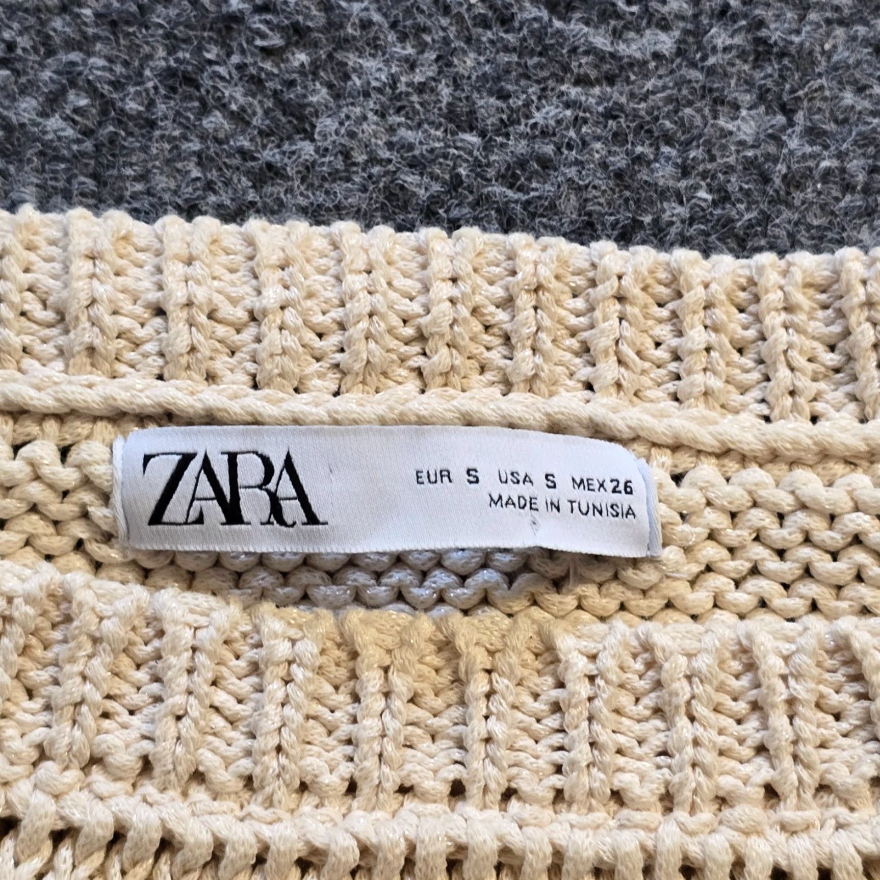 Zara Zara Sweater Womens Size S Beige Green Oversized Cropped Fair Isle Knit Pullover Crew Neck Long Sleeve Winter Casual Size S / US 4 / IT 40 - 3 Thumbnail