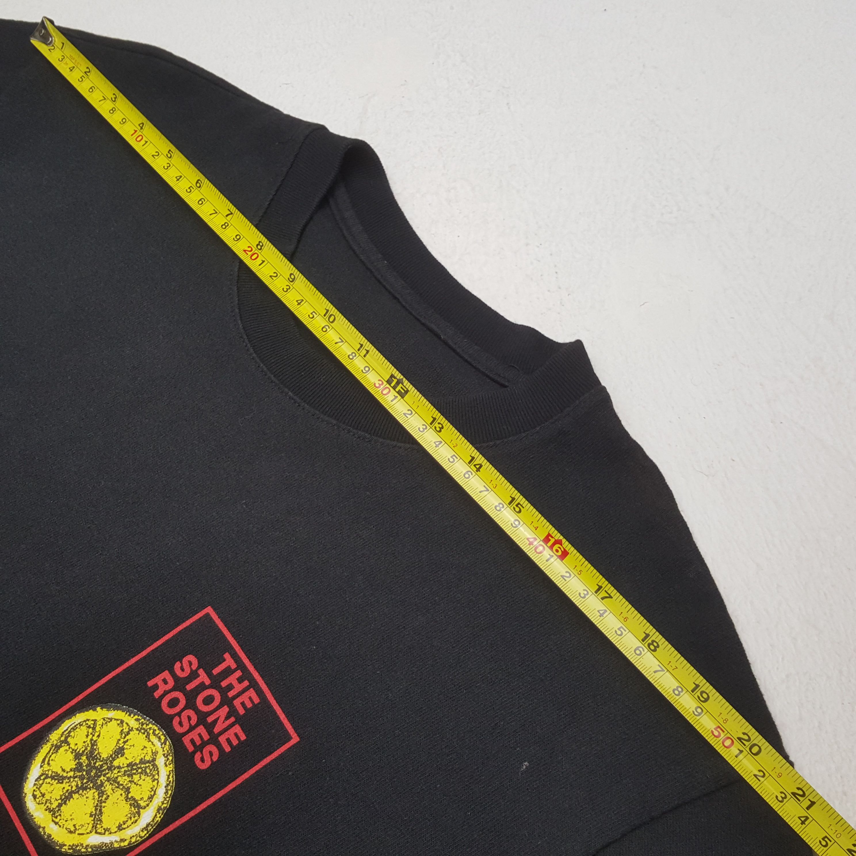 Vintage Vintage The Stone Roses British Rock Band T-shirt RR4 Size US XL / EU 56 / 4 - 6 Thumbnail