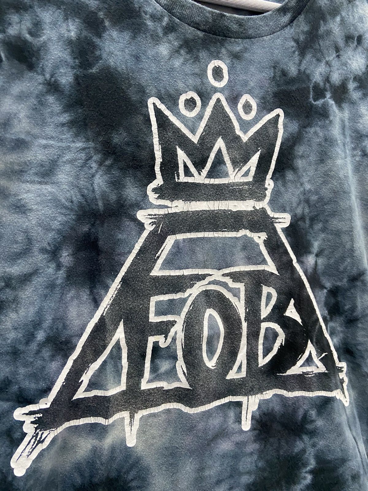 Band Tees FALL OUT BOYS CROWN LOGO TIE DYE TEE SHIRT Size US M / EU 48-50 / 2 - 3 Thumbnail