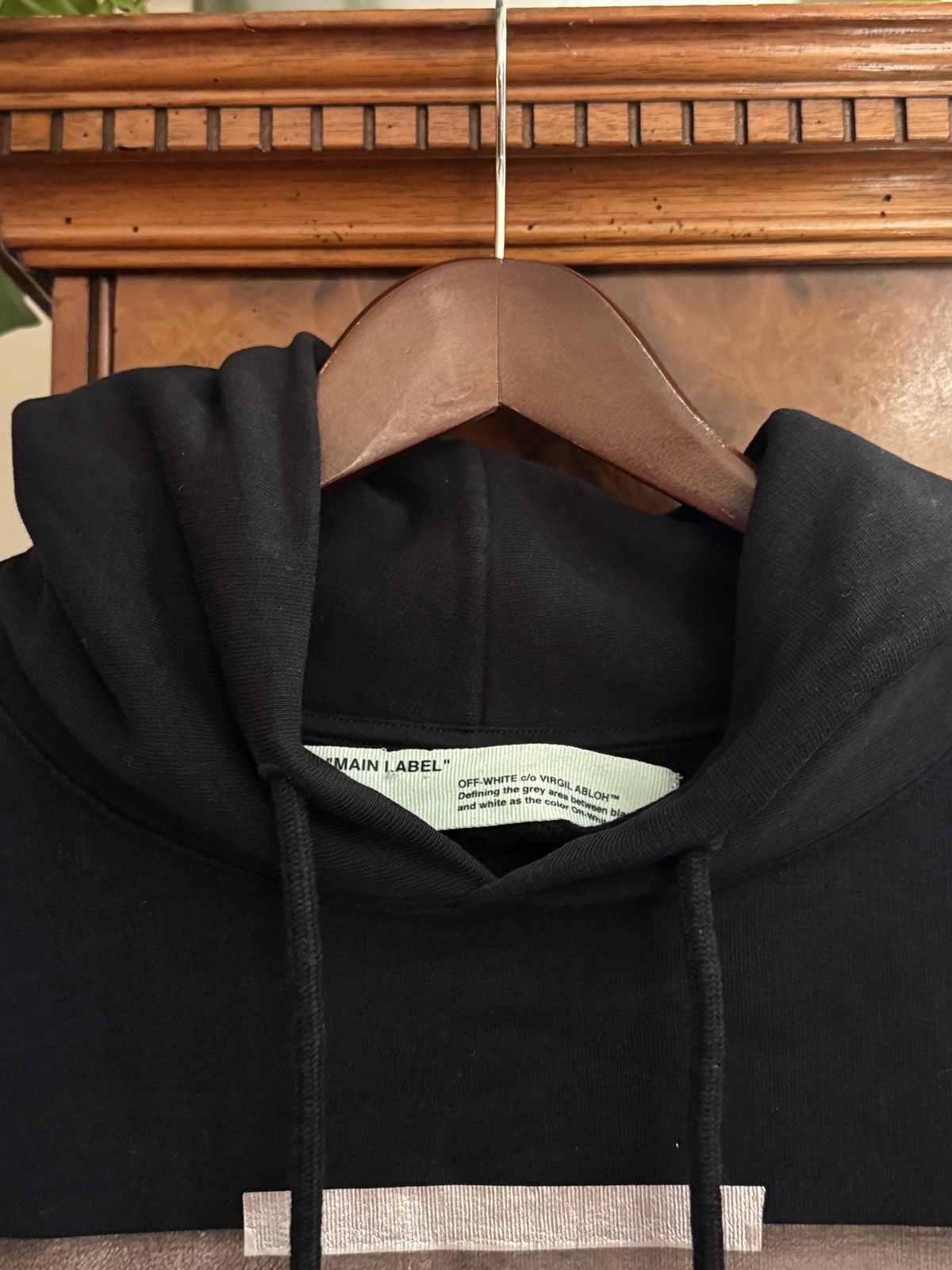 Off-White Off-White Black Mona Lisa Hoodie with Back Logo Detailing Size US M / EU 48-50 / 2 - 5 Thumbnail