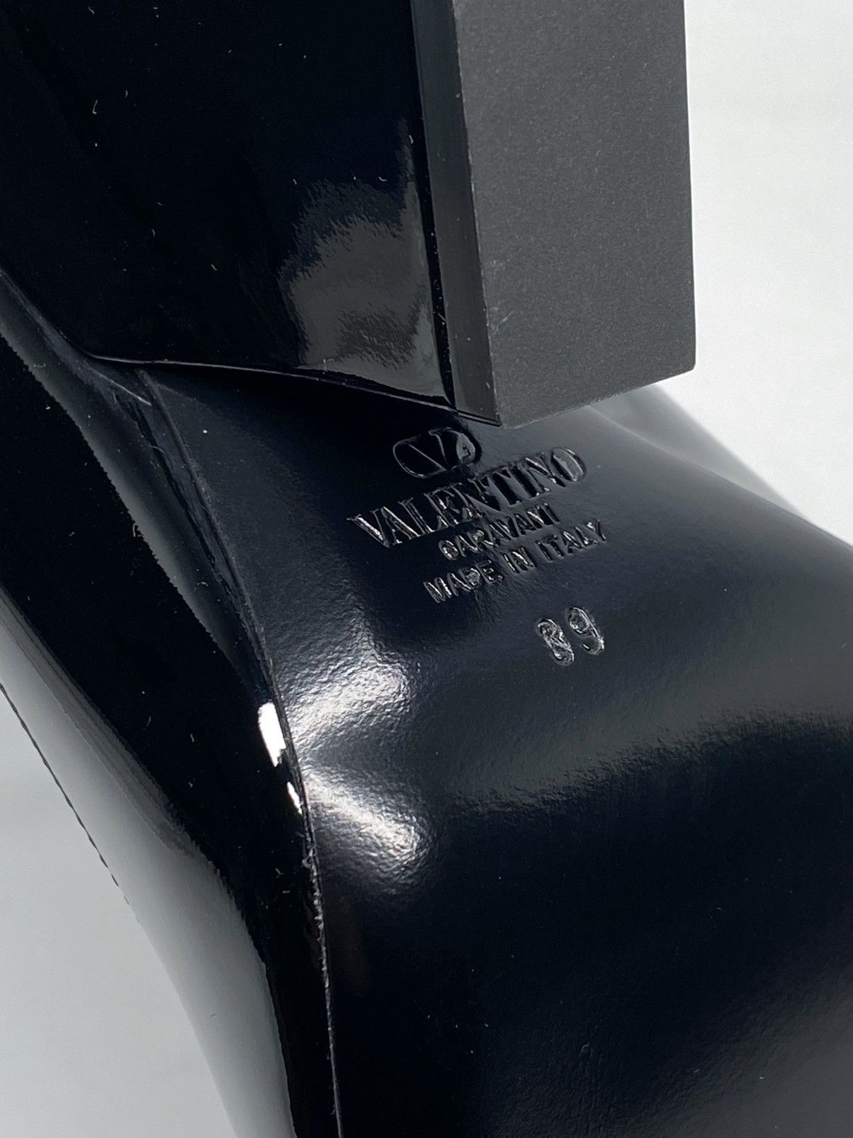 Valentino Valentino Garavani V Logo 105 Lockette Wedge Pump size 39 Size US 9 / IT 39 - 19 Thumbnail