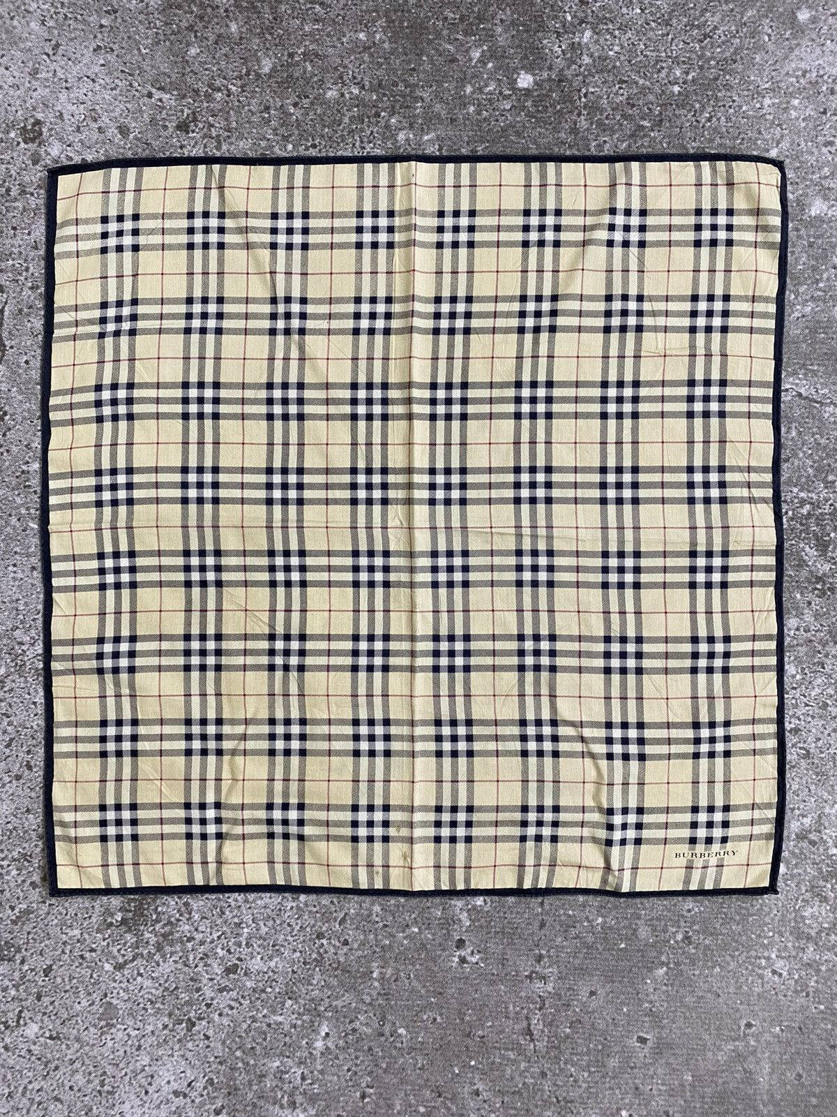 Burberry Burberry Handkerchief / Bandana / Neckerchief Size ONE SIZE - 2 Thumbnail