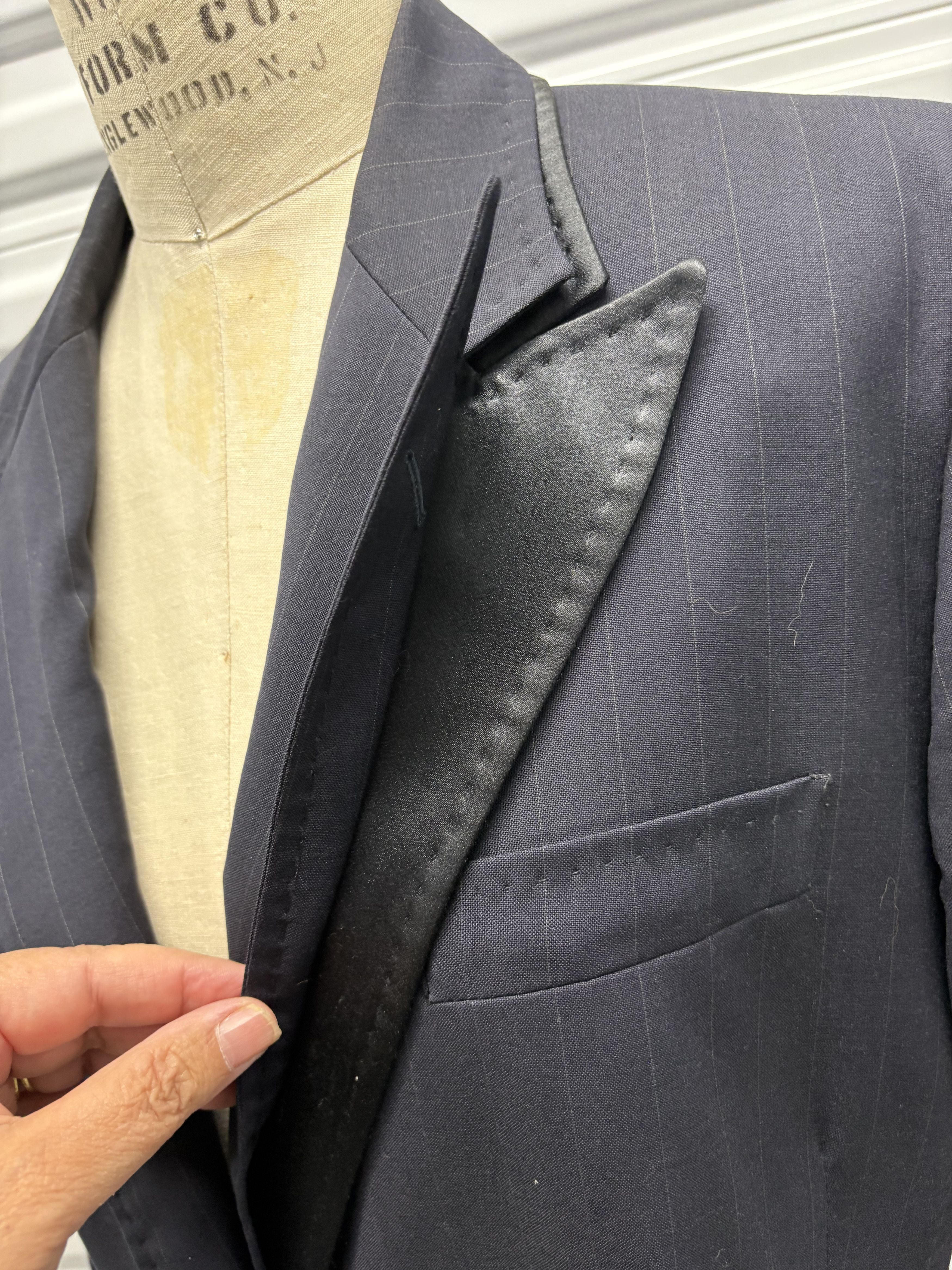 Other Dolce & Gabanna Navy Pinstripe Blazer with Double collar Size XL / US 12-14 / IT 48-50 - 7 Thumbnail