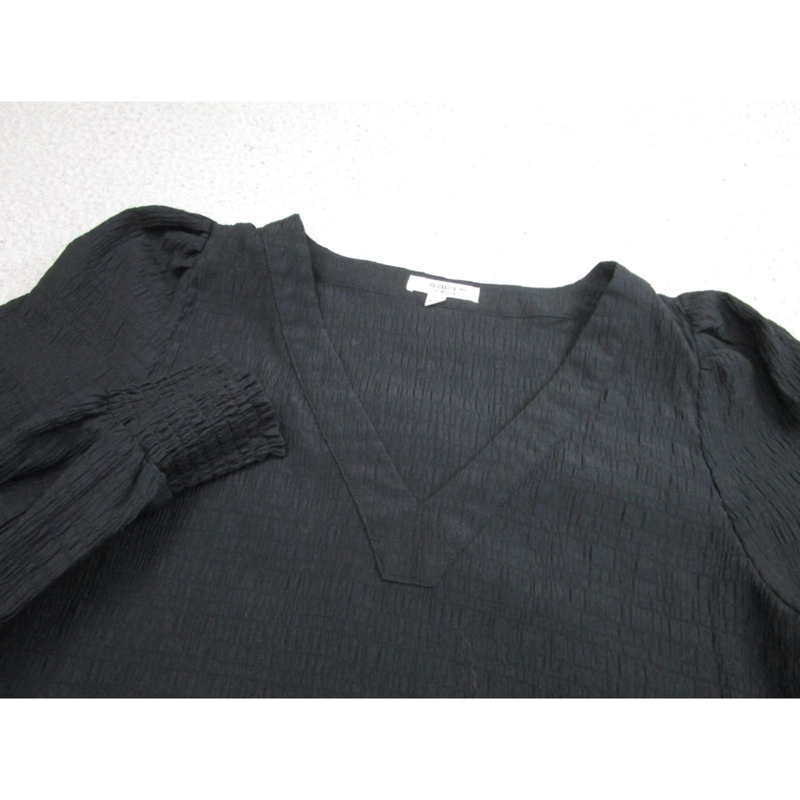 BB Dakota BB Dakota Shirt Womens XL Black Puff Sleeve V-Neck Tunic Gothic Size XL / US 12-14 / IT 48-50 - 3 Thumbnail
