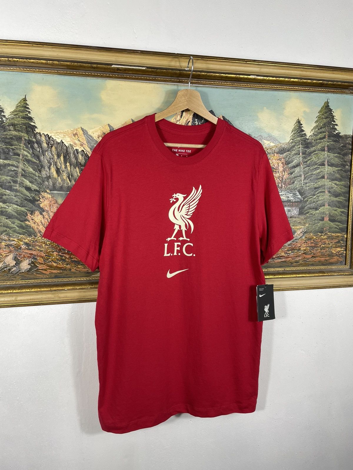 Nike Nike Liverpool FC Center Swoosh T-shirt Tees Soccer Football Size US M / EU 48-50 / 2 - 3 Thumbnail