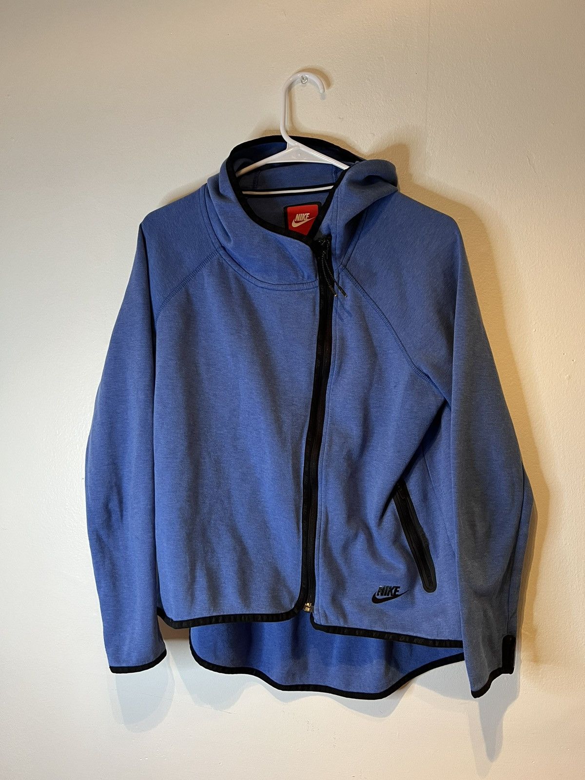 Nike Nike Tech Fleece Hoodie Jacket sweater Women Sz M Cape Size M / US 6-8 / IT 42-44 - 1 Thumbnail