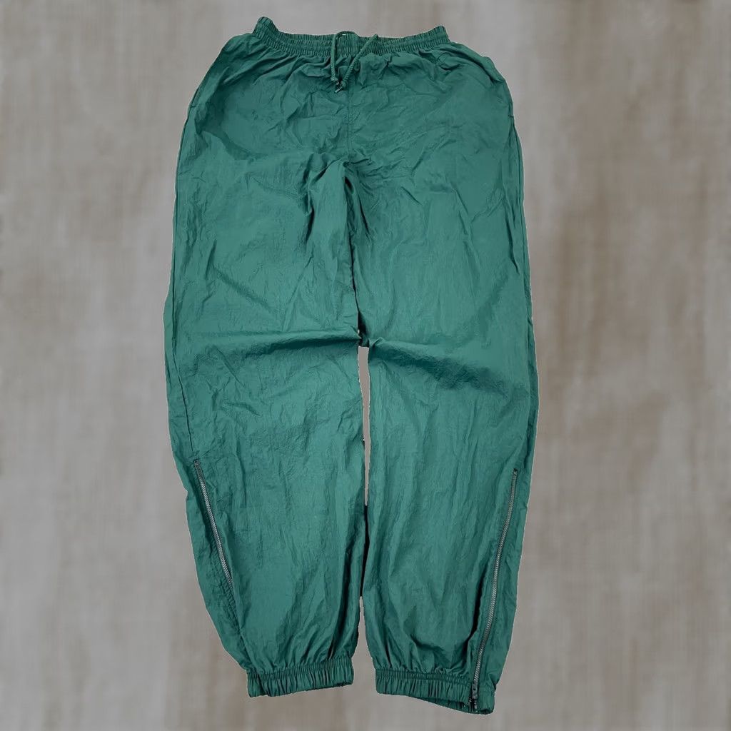 Champion VINTAGE Champion Pants Men M Green Windbreakers Track Pants Regular Size US 31 - 1 Thumbnail