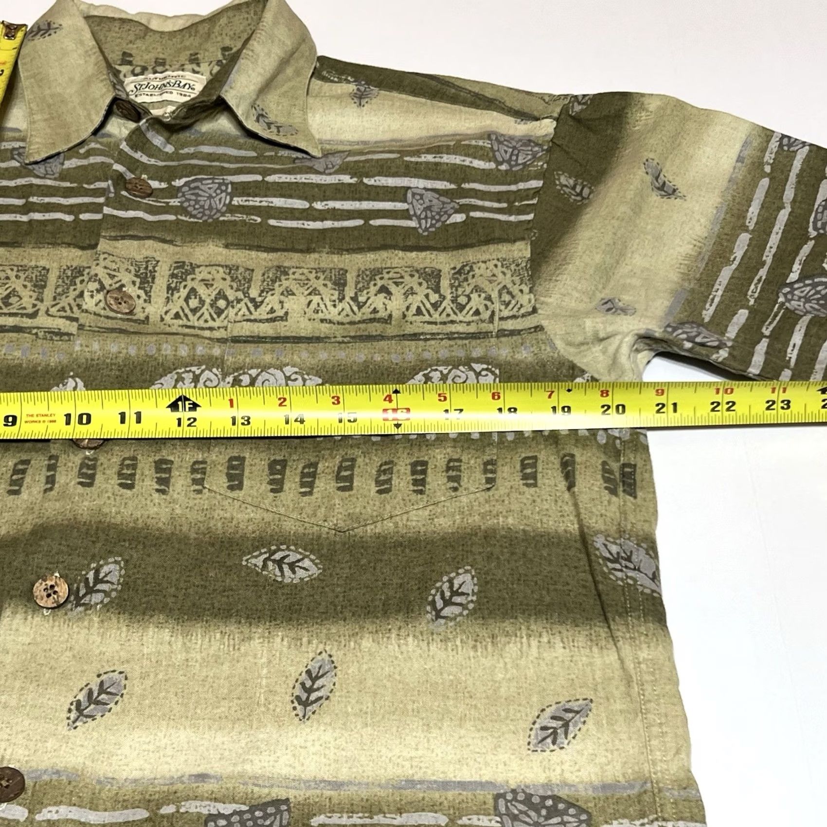Vintage VINTAGE St. John's Bay Shirt Short Sleeve Button Linen Blend Brown Tribal Mens S Size US S / EU 44-46 / 1 - 6 Thumbnail