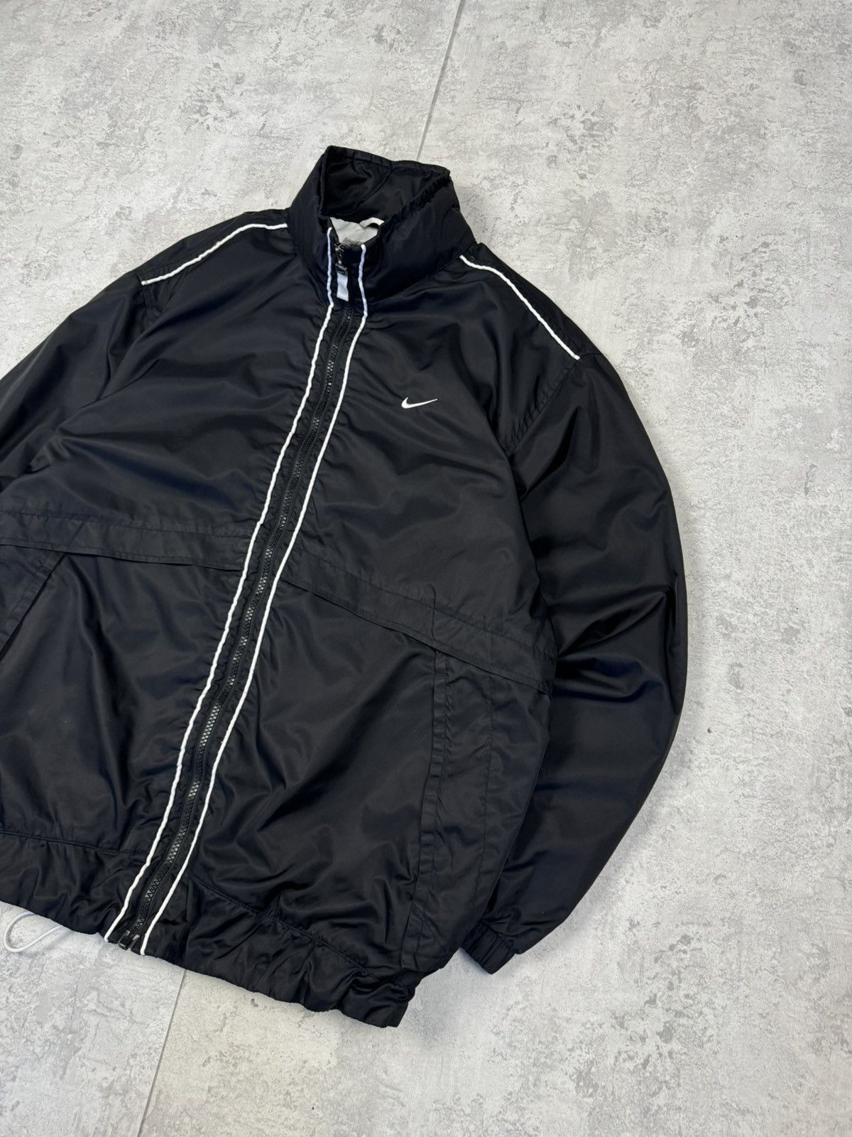 Nike Nike Black Track Jacket Full Zip Lightweight Size L Size US L / EU 52-54 / 3 - 3 Thumbnail