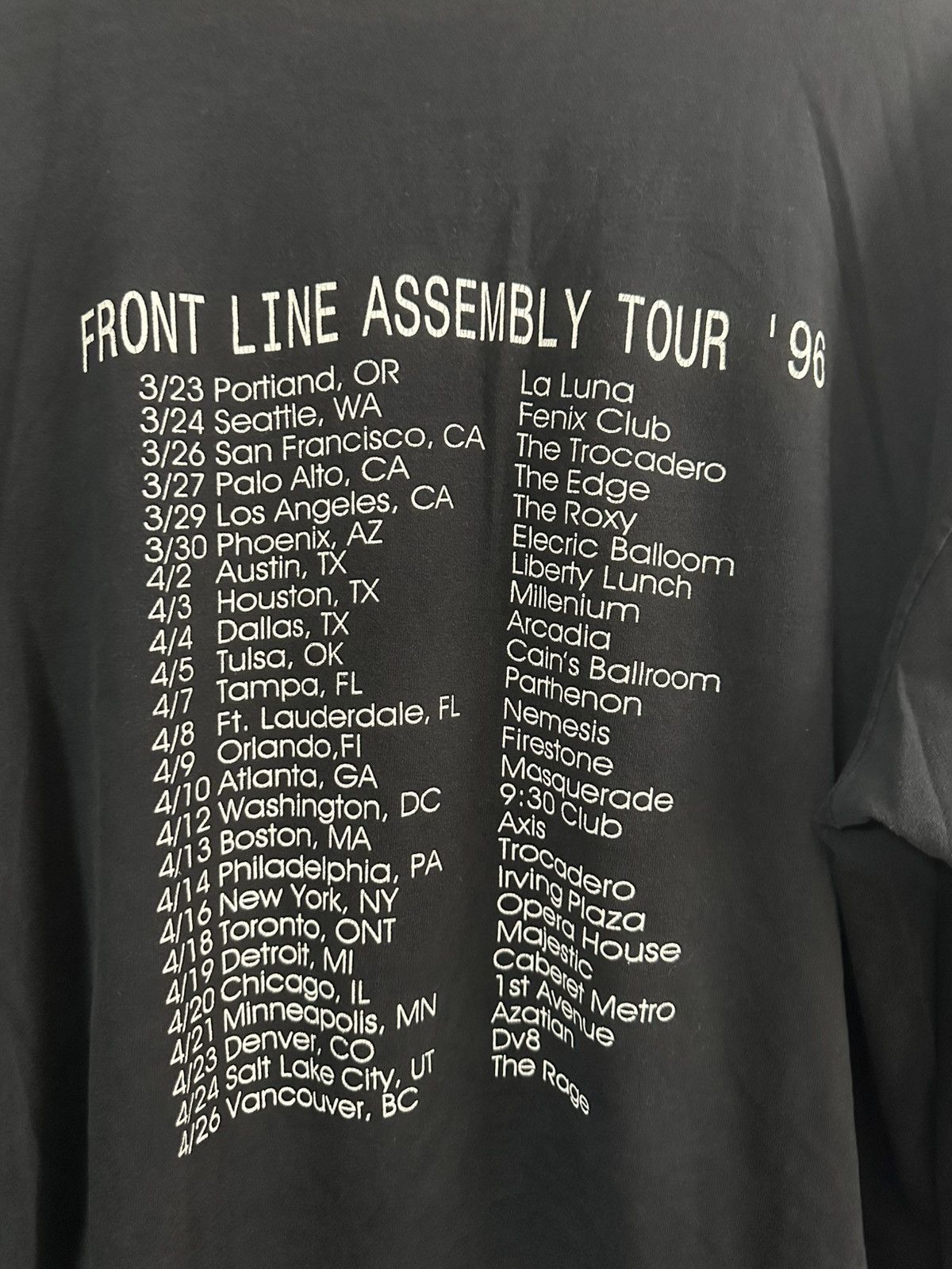 Band Tees Vintage 96’ Front Line Assembly Longsleeve Size US XL / EU 56 / 4 - 6 Thumbnail