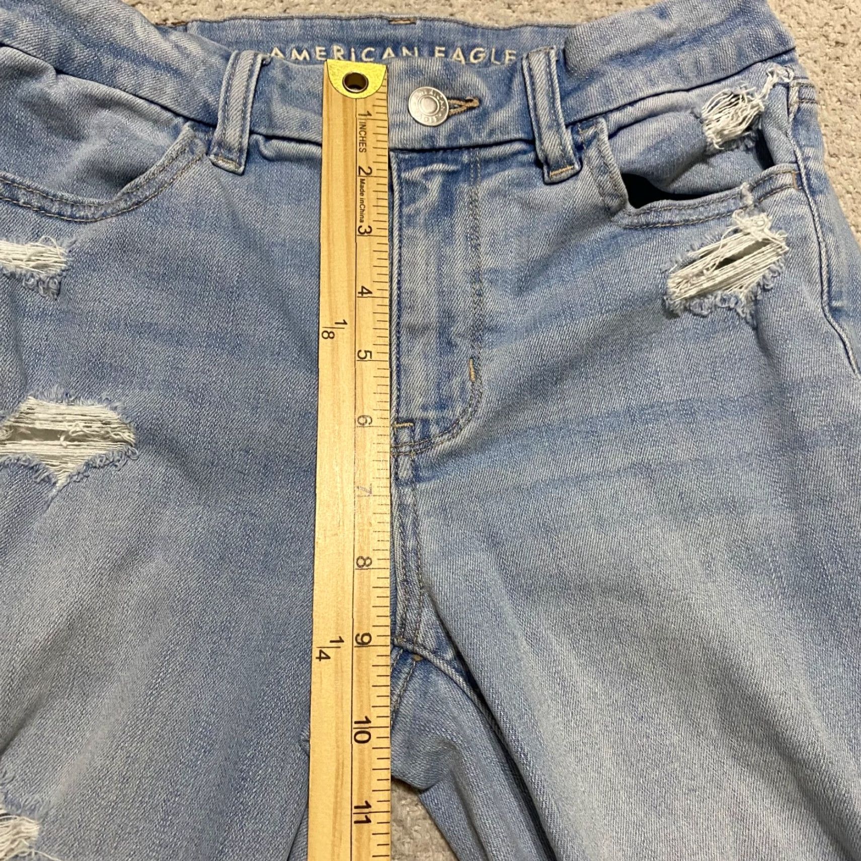 American Eagle Outfitters American Eagle Jeans Womens 4 Blue Denim Curvy High Rise Distressed Jegging Size 27" / US 4 / IT 40 - 7 Thumbnail
