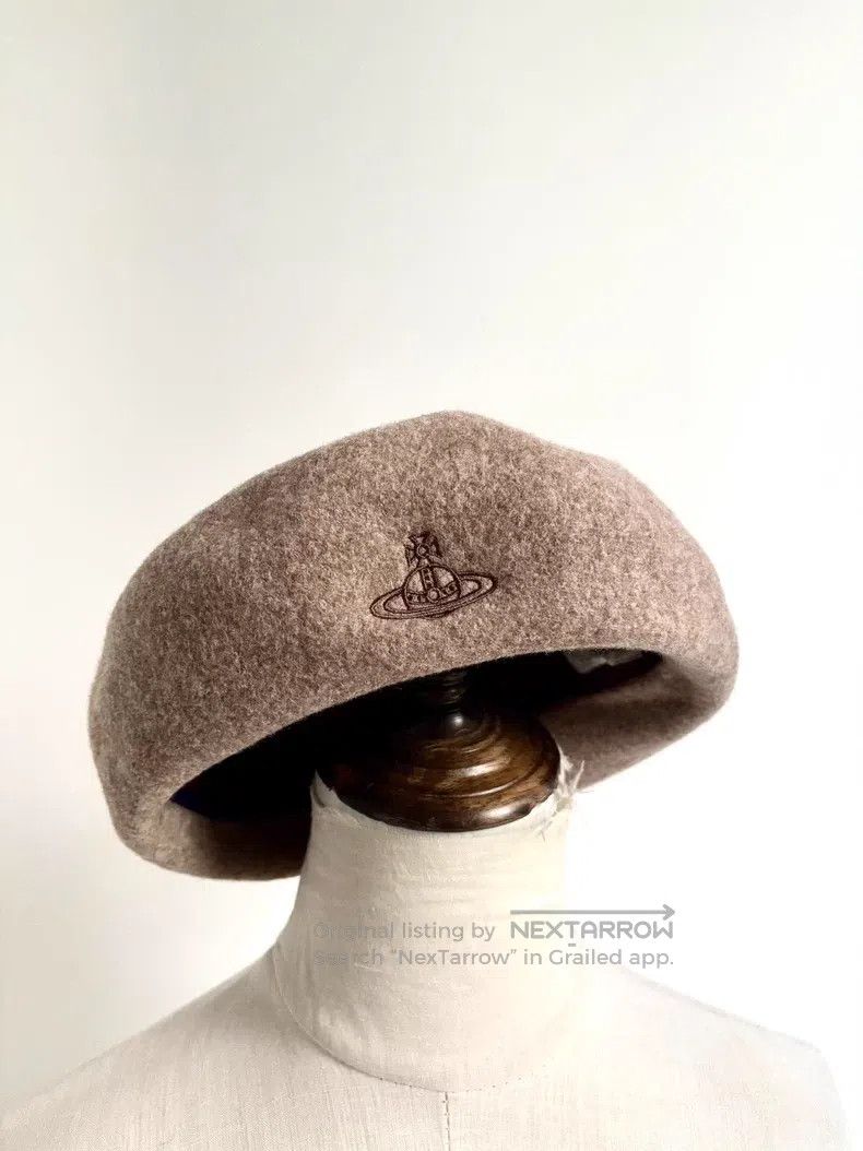 Vivienne Westwood Vivienne Westwood Used Beige Saturn Beret Size ONE SIZE - 1 Thumbnail