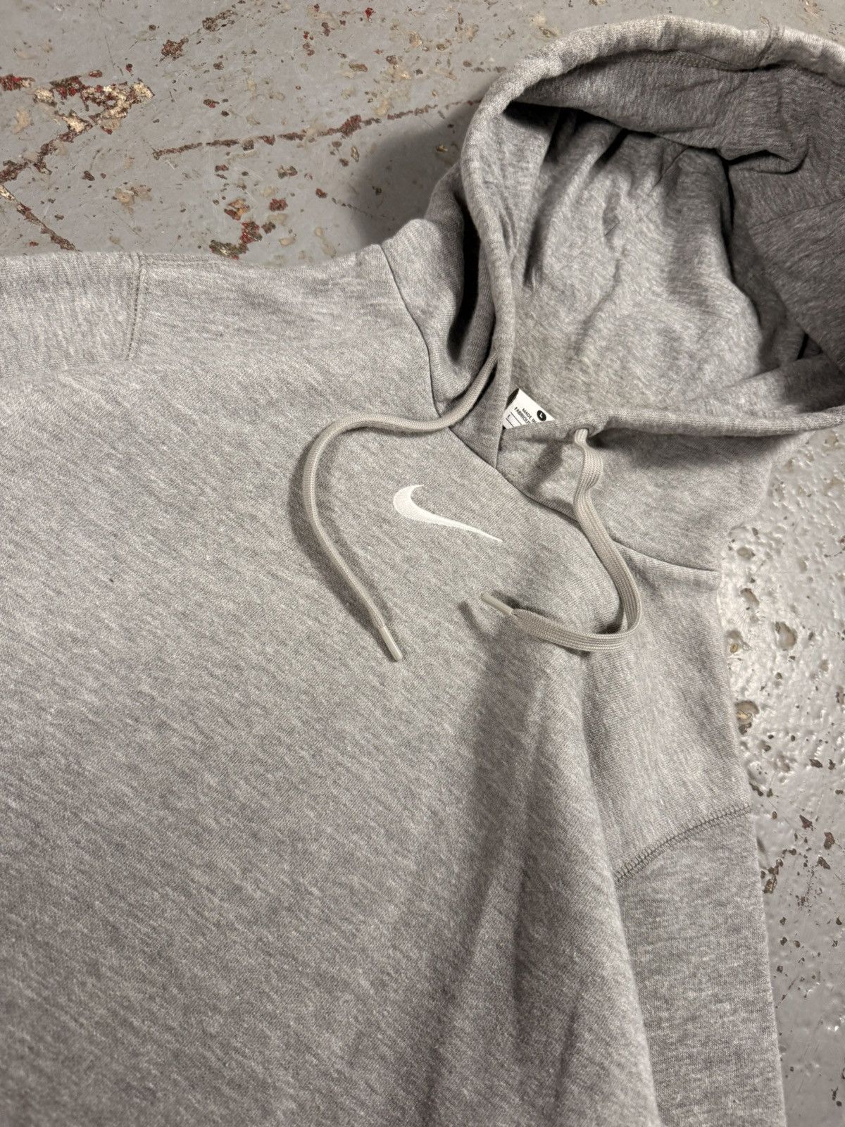 Nike Vintage Nike Grey Centre Swoosh Hoodie Size US L / EU 52-54 / 3 - 2 Thumbnail