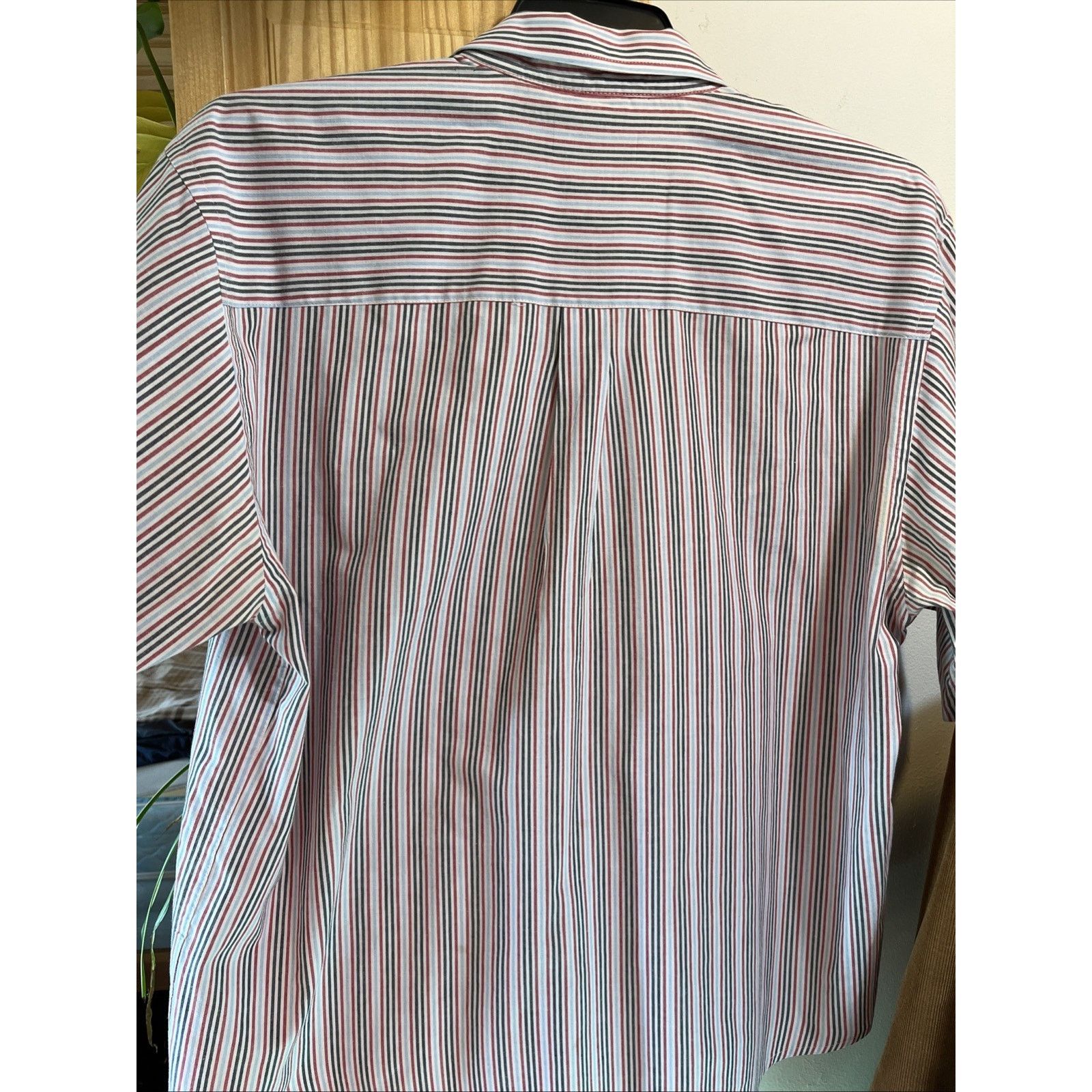 Puritan Puritan VTG men’s L White Red Blue Striped Cotton Poly shirt Size US L / EU 52-54 / 3 - 6 Thumbnail
