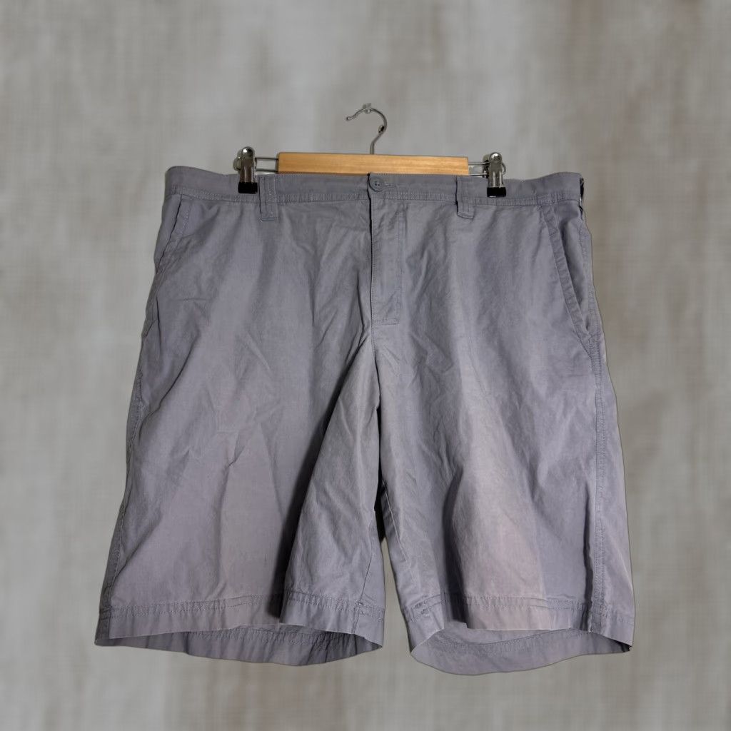 Vintage Columbia Men Shorts 38x10 Gray 100% Cotton Hiking Fishing Chino Reg Mens Size US 38 / EU 54 - 1 Thumbnail