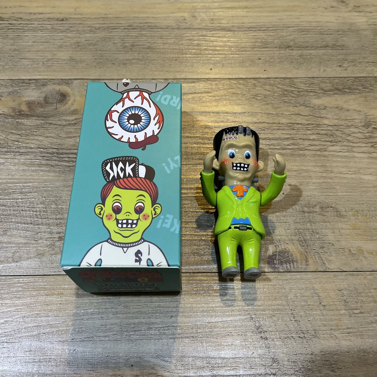 Medicom Toy Headlock Studio Green Suit Mini Frankie Size ONE SIZE - 1 Preview