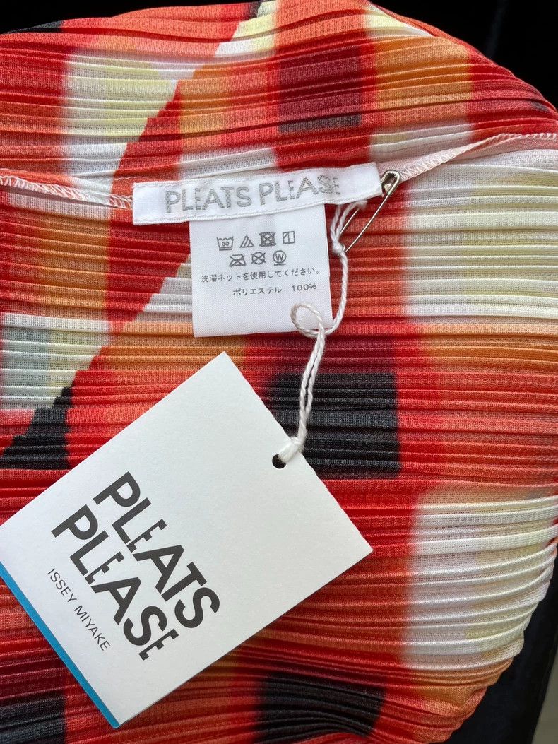 Issey Miyake Issey Miyake size:3 Orange pleated watermelon dress Size S / US 4 / IT 40 - 5 Thumbnail