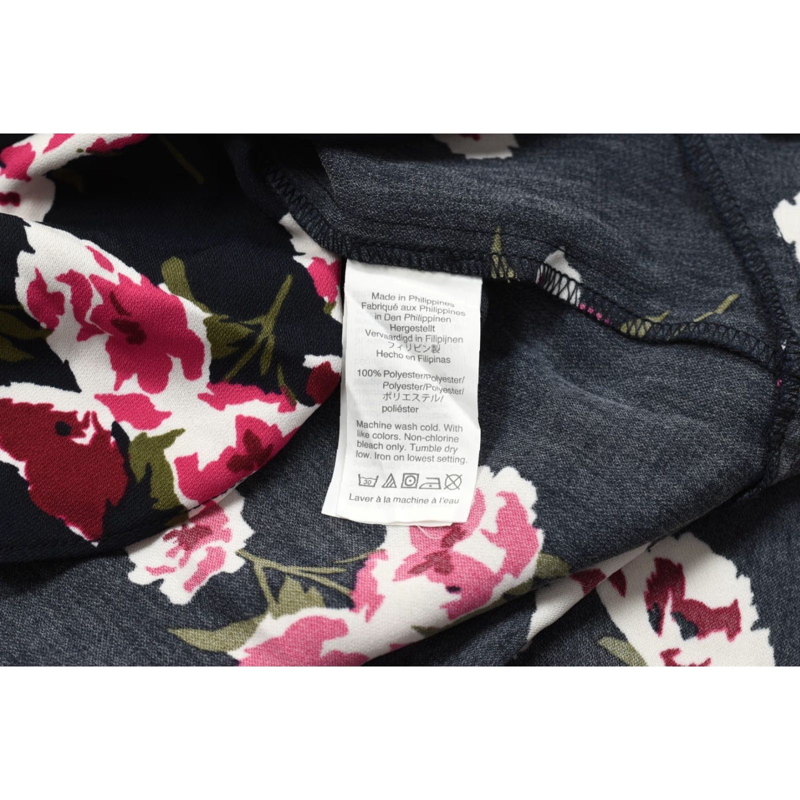 J.Crew J.CREW Floral Faux Wrap Mini Dress Navy Pink S Flutter Sleeve Elastic Waist Short Dress Pink Floral Shirt? Size S / US 4 / IT 40 - 6 Thumbnail