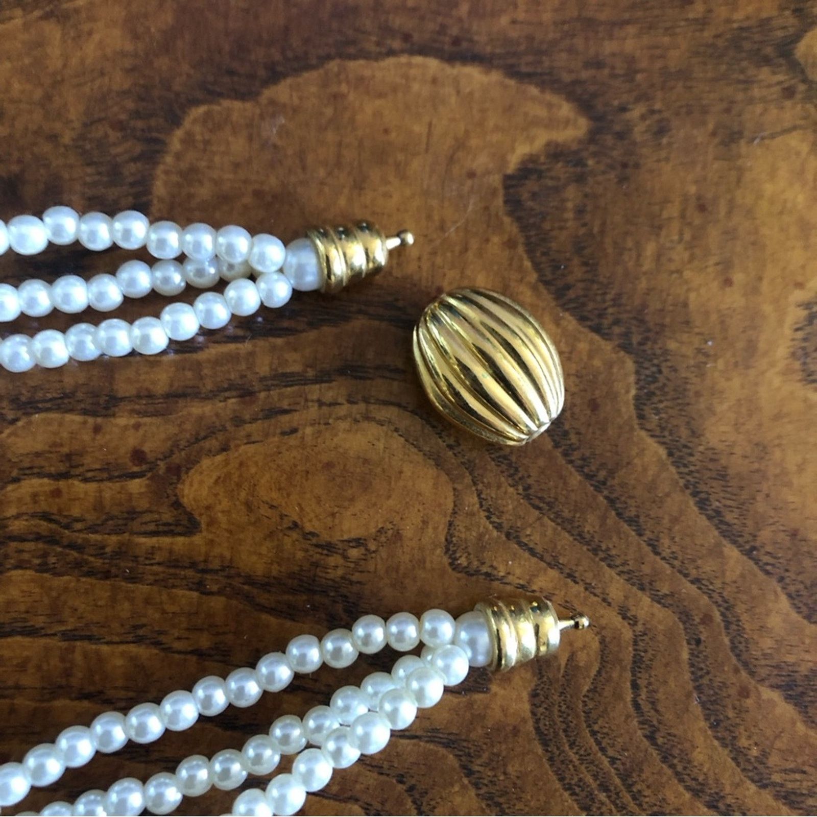 Vintage Vintage 80s versatile triple strand cream pearl necklac Size ONE SIZE - 12 Thumbnail