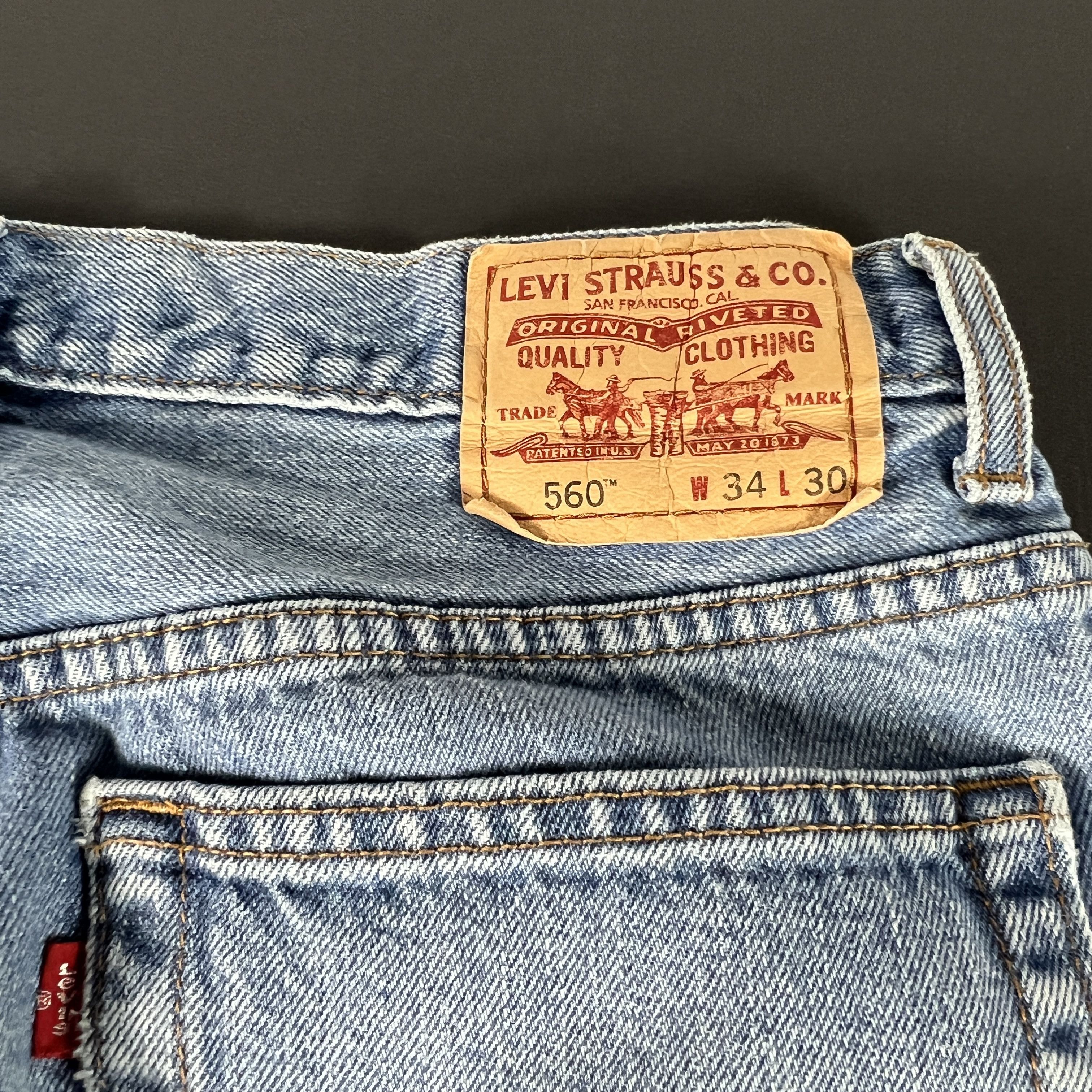 Levi's × Vintage Y2K Levi's Jeans 560 Loose Tapered Blue Faded Cotton Denim Size US 34 / EU 50 - 13 Thumbnail