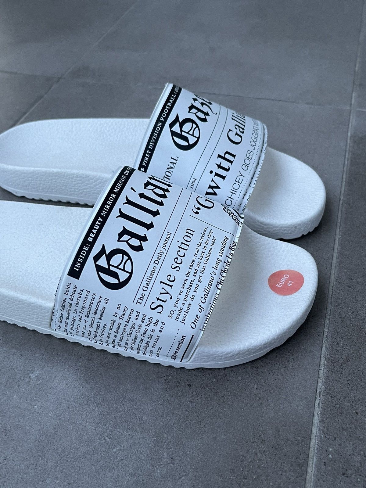 John Galliano !DS! SS22 Galliano Gazette Print White Slip Ons Size US 8 / EU 41 - 9 Thumbnail