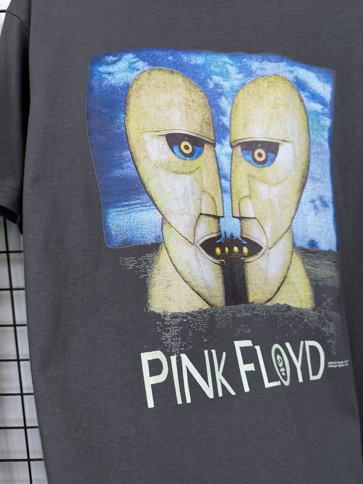 Band Tees × Pink Floyd Pink Floyd Division Bell Men Grey L “North American Tour” Size US L / EU 52-54 / 3 - 7 Thumbnail