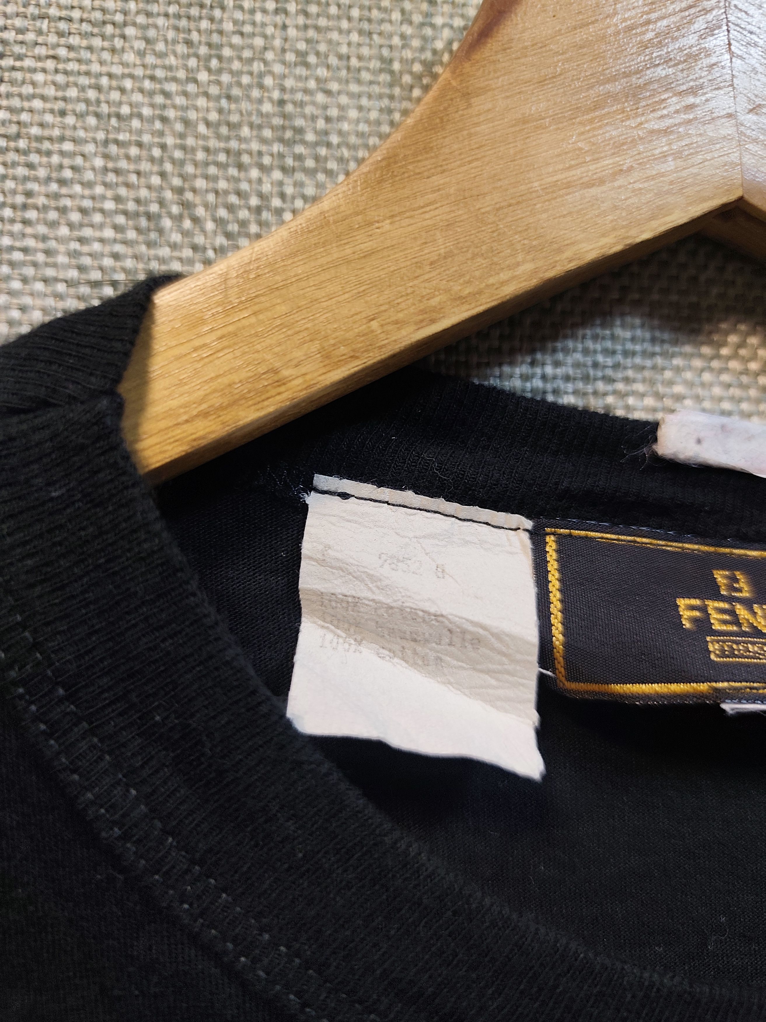 Fendi Fendi embroidered tee Size US S / EU 44-46 / 1 - 7 Thumbnail