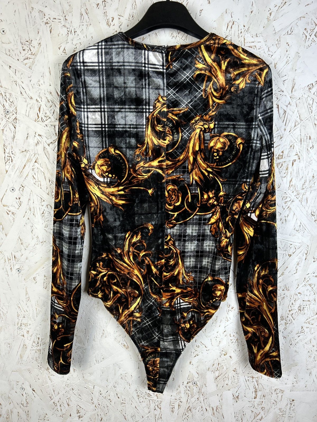 Versace Jeans Couture Versace Jeans Couture Barocco Print Velour Body Size L / US 10 / IT 46 - 7 Thumbnail