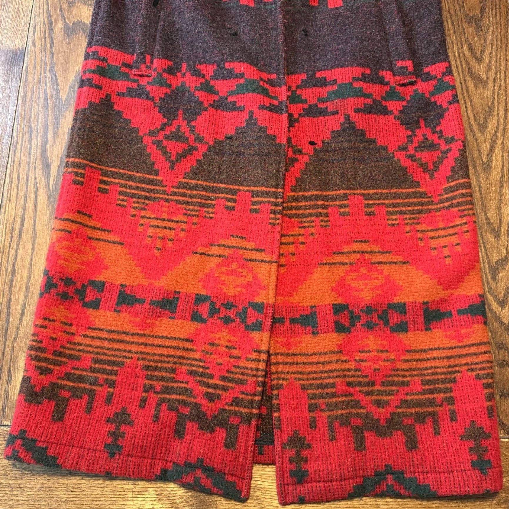Vintage VTG Woolrich Wool Jacket Women Large Red Aztec Duster Blanket Trench Coat USA Long 52x24 Pit to Pit Size L / US 10 / IT 46 - 4 Thumbnail