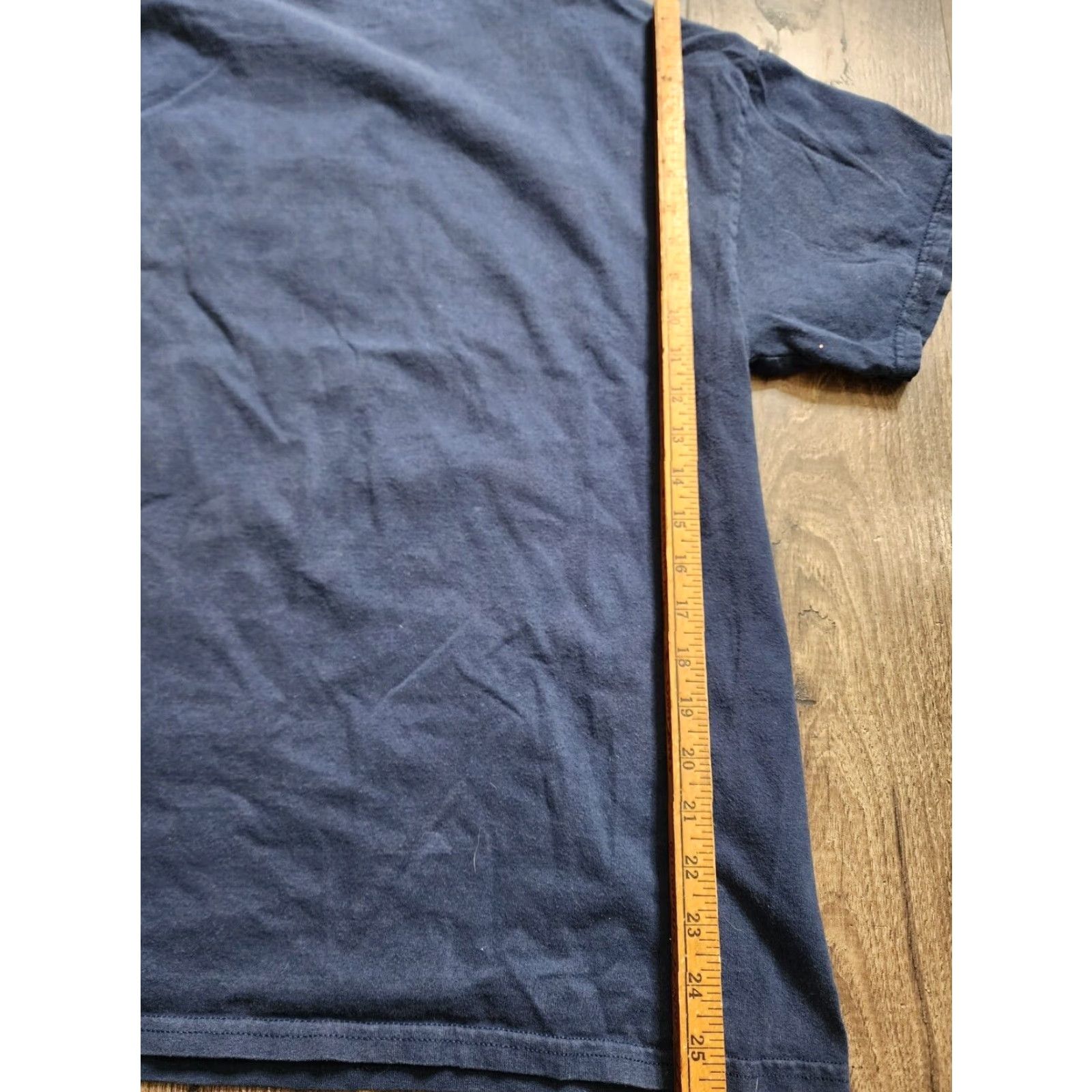 Vintage VINTAGE Universal Studios T-Shirt Mens; Spongebob Mr. Krabs I’m Krabby Graphic Crew Neck Short Sleeve XL Blue Distressed 90s Comedy Shirt Mens Size US XL / EU 56 / 4 - 2 Thumbnail