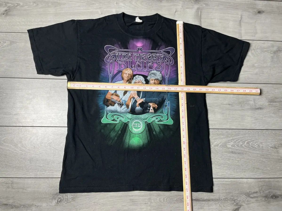 Band Tees The moody blues Tshirt single stich size XLarge 90s Size US XL / EU 56 / 4 - 6 Thumbnail