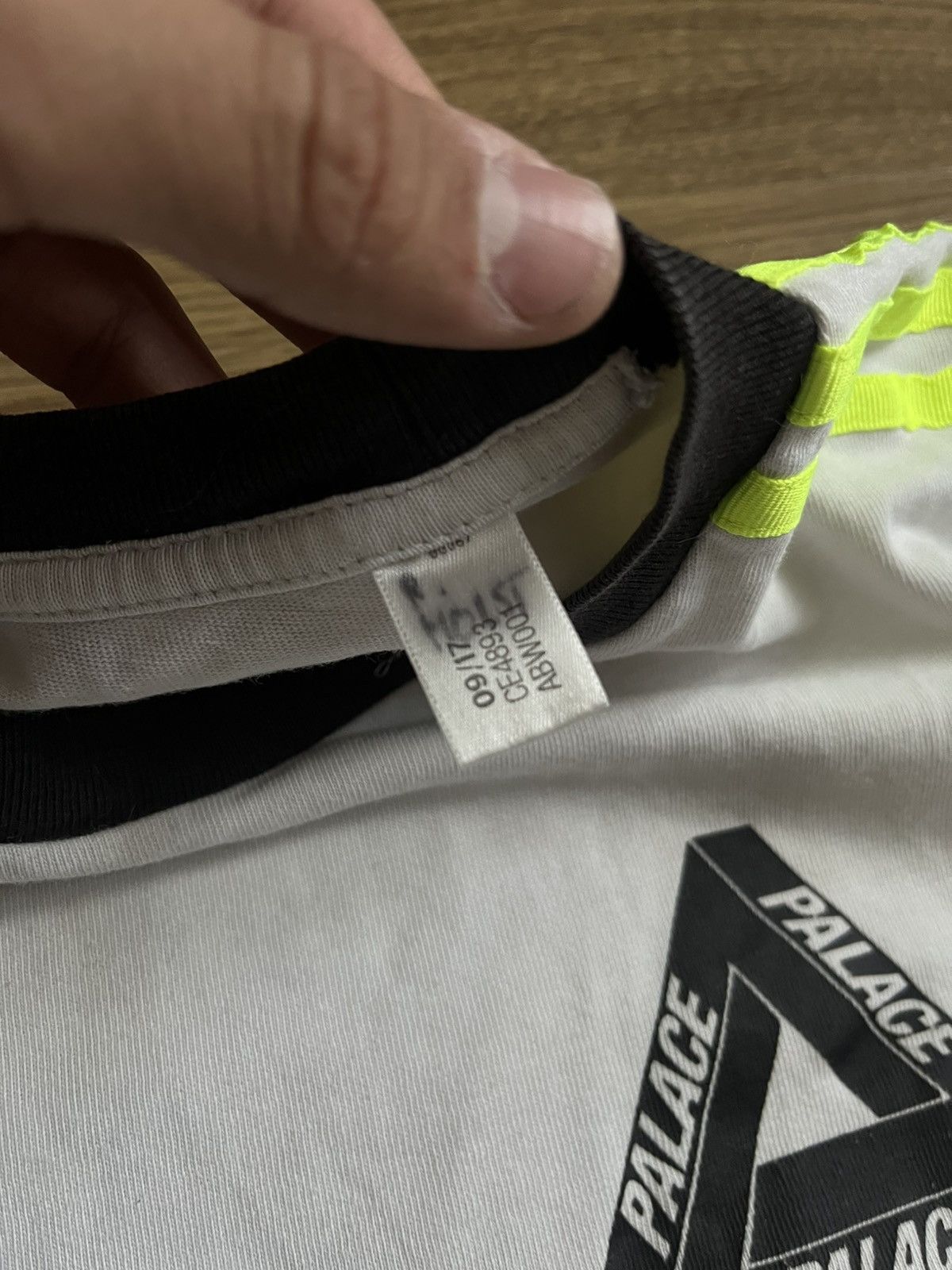 Adidas × Palace Adidas x Palce t-shirt Size US S / EU 44-46 / 1 - 17 Thumbnail