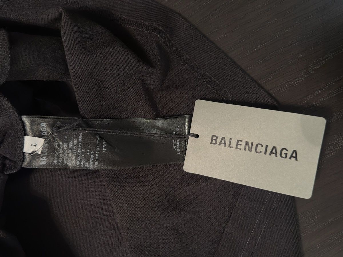Balenciaga Balenciaga Back Flip Tee Size US L / EU 52-54 / 3 - 3 Thumbnail