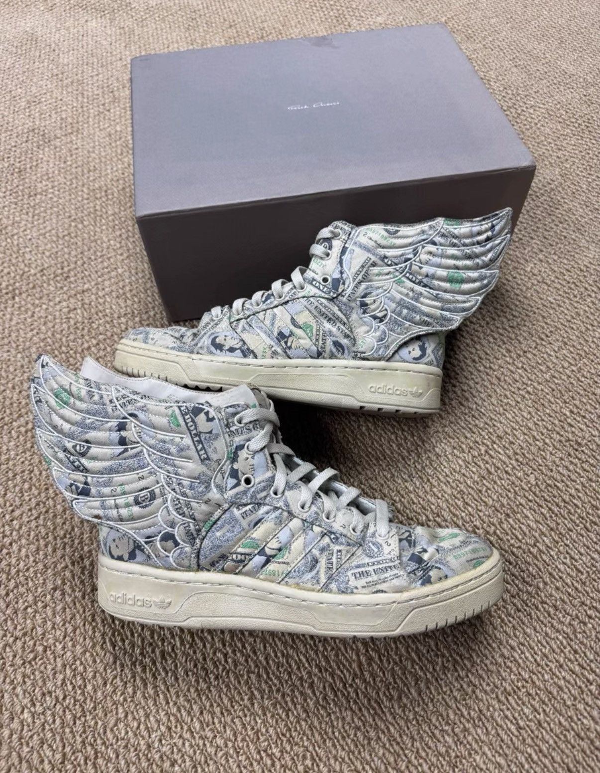 Adidas Adidas Jeremy Scott JS Wings Dollar G95773 K37 Size US 8 / EU 41 - 1 Thumbnail