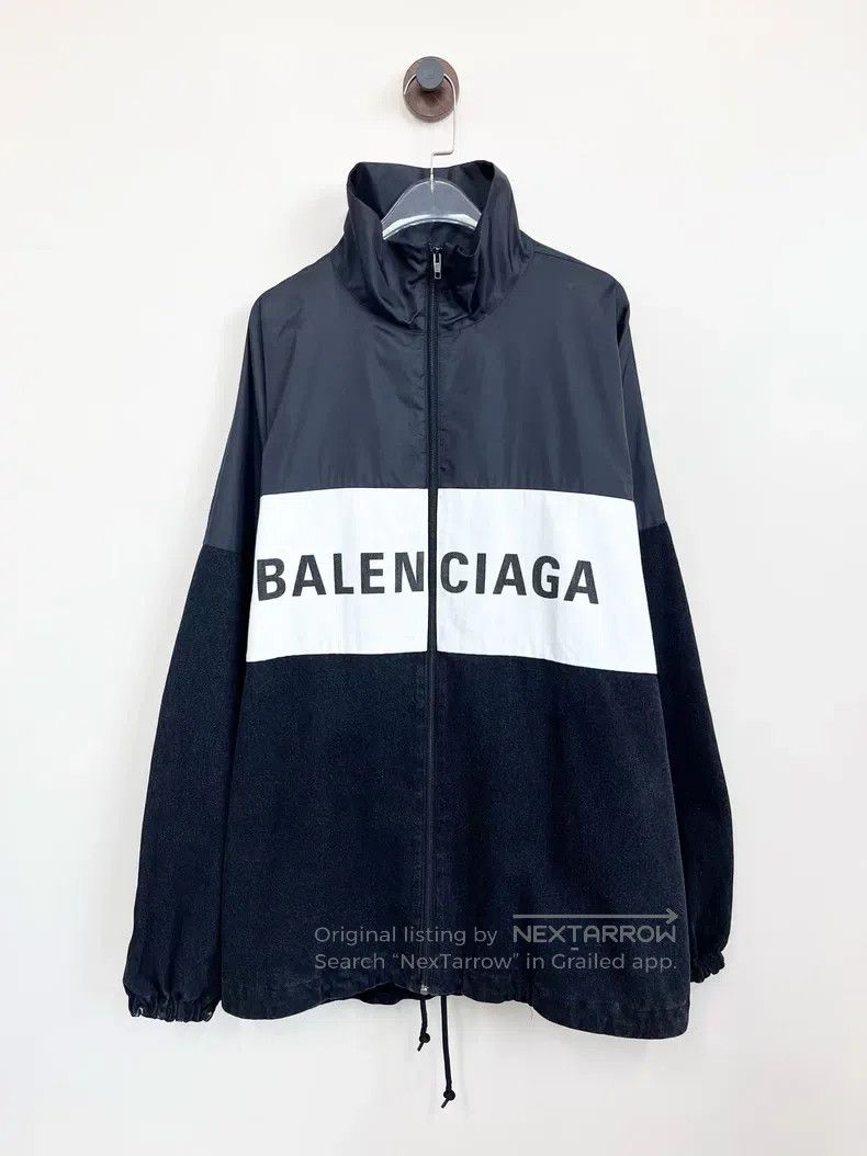 Balenciaga Black letter print logo stand collar zip-up lon