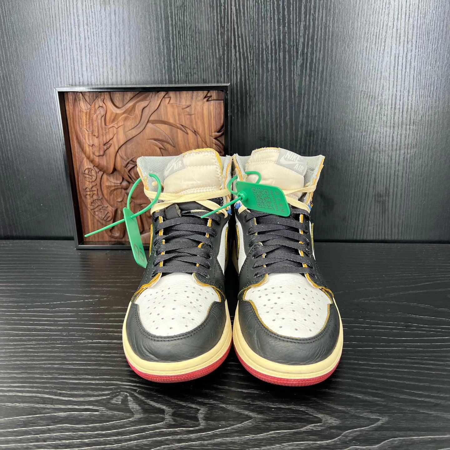 Nike AJ1 Union Black Red Size 41 New with Box Size US 8 / EU 41 - 4 Thumbnail