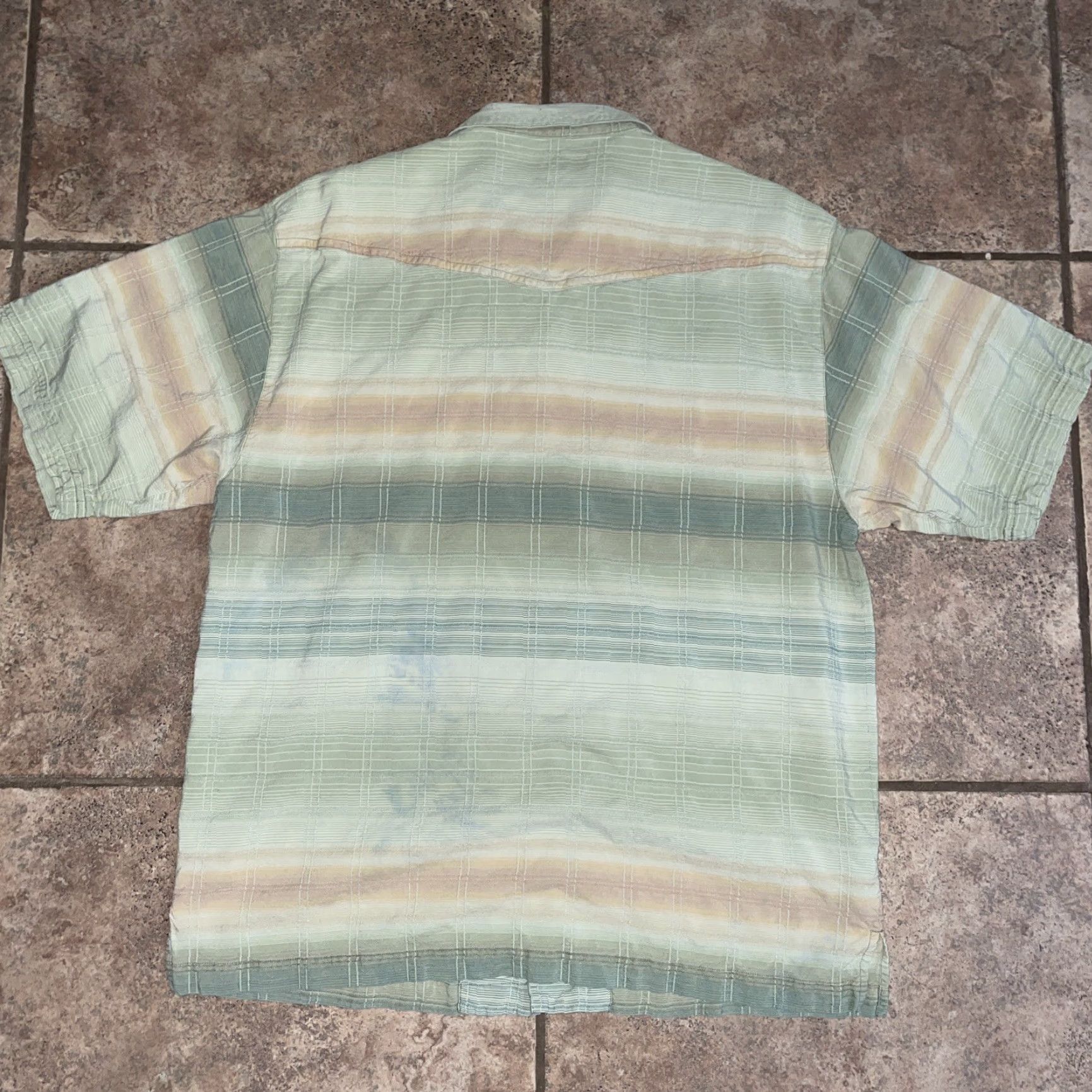 Tommy Bahama Tommy Bahama Beige Hawaiian Shirt Mens L 100% silk Silk Button-Up Short Sleeve Regular Family Bahamas Hawaii Theme Beige L Mens Shirt Size US L / EU 52-54 / 3 - 4 Thumbnail